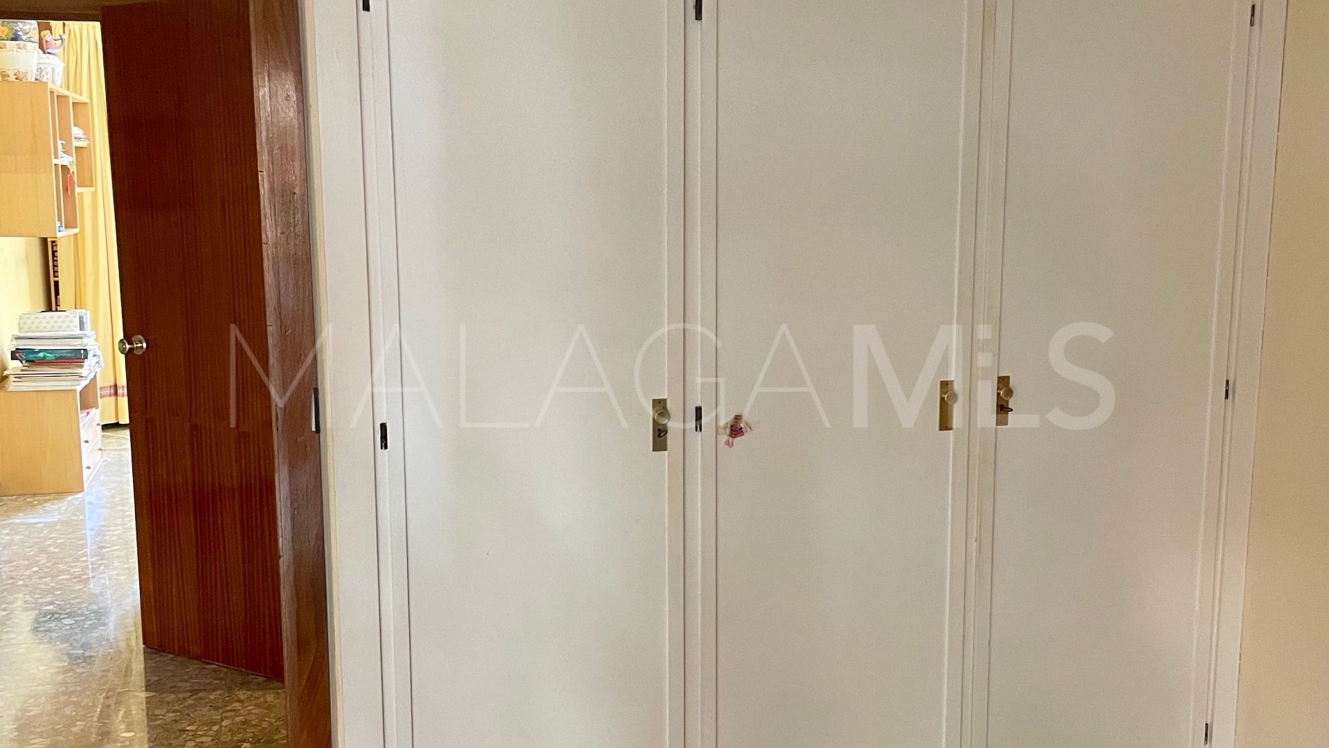 For sale Malaga - Este 4 bedrooms apartment