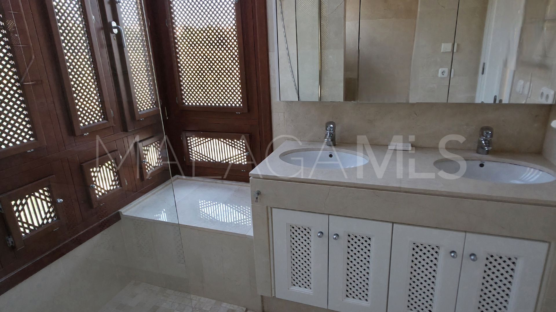 Appartement terrasse for sale in Nueva Andalucia