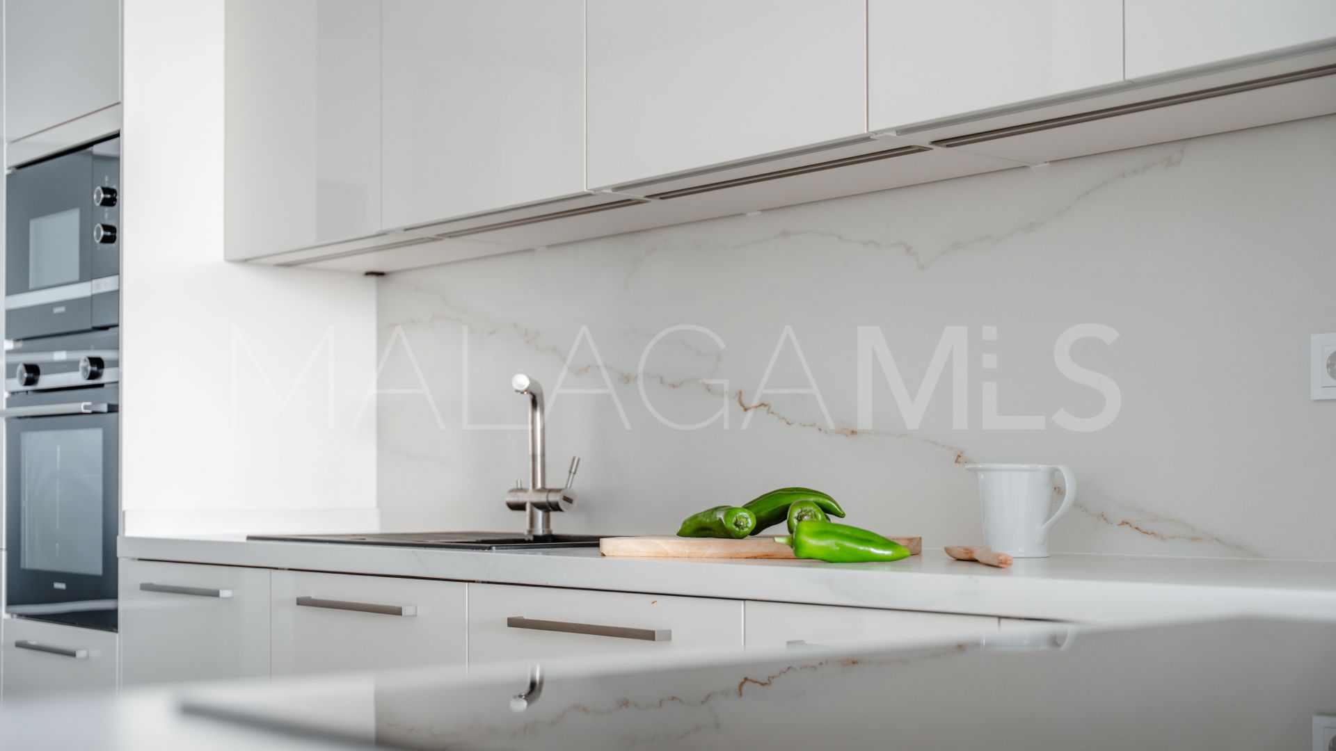 Appartement terrasse for sale in Nueva Andalucia