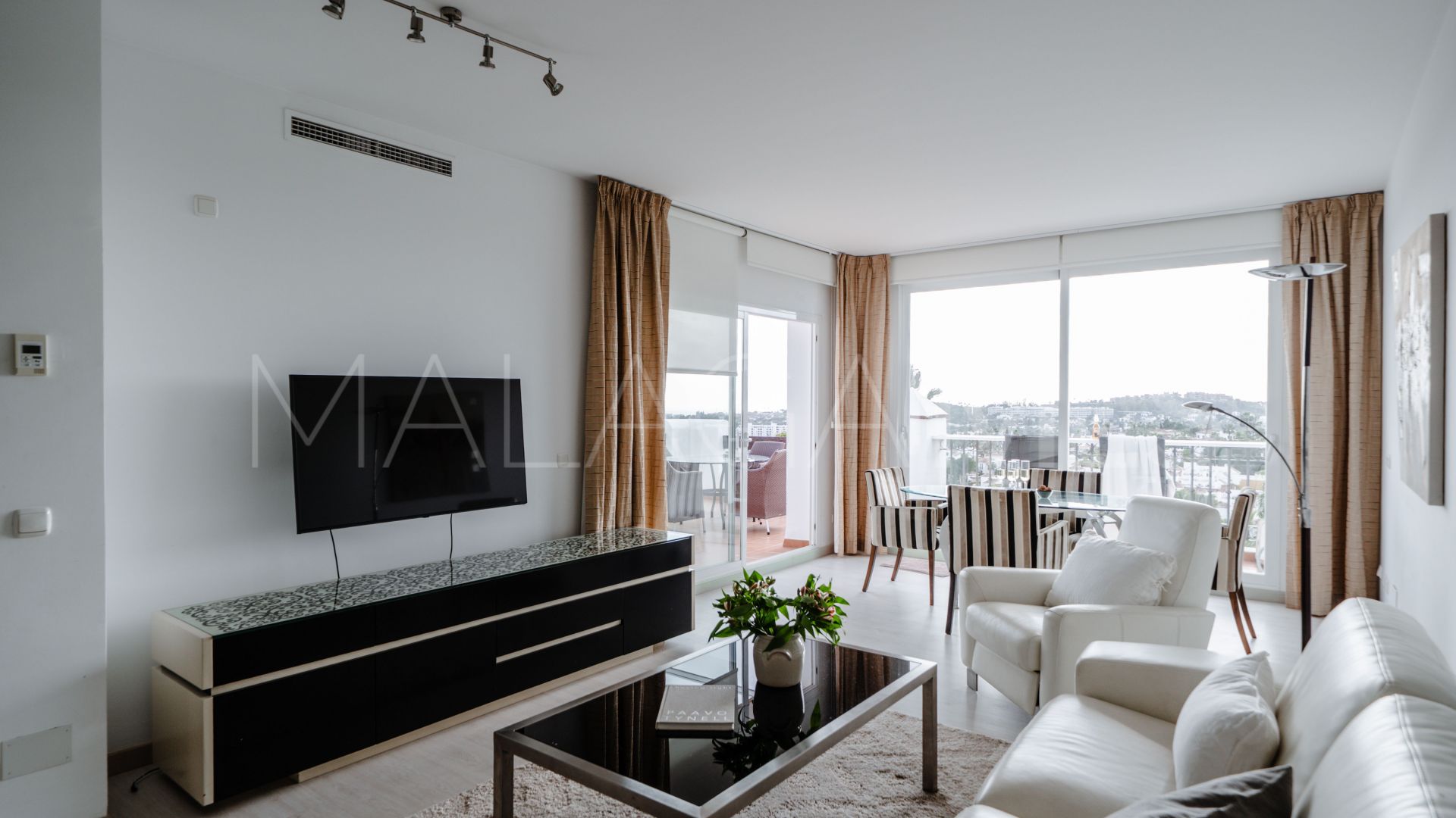 Appartement terrasse for sale in Nueva Andalucia