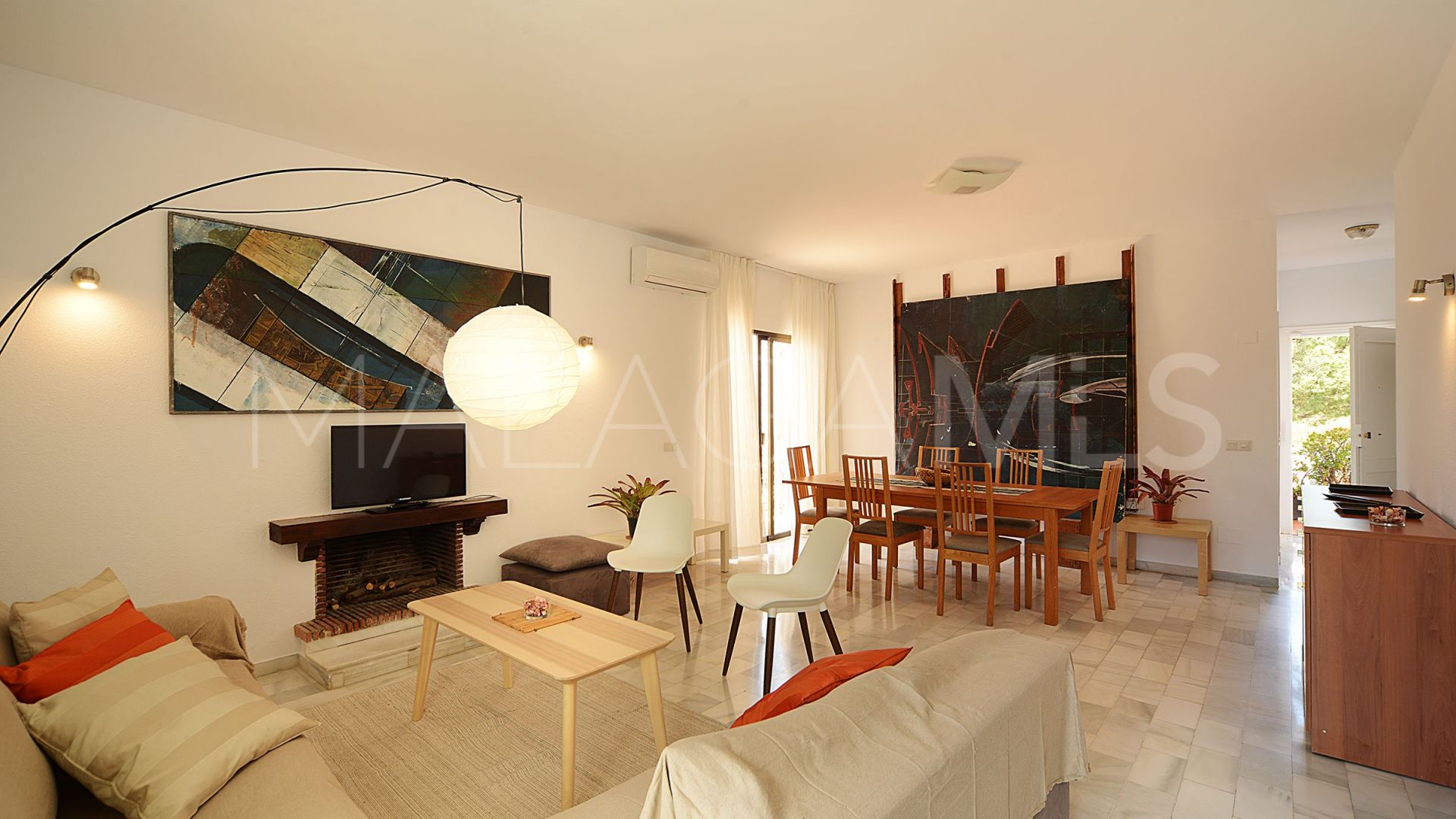 Takvåning for sale in Nueva Andalucia