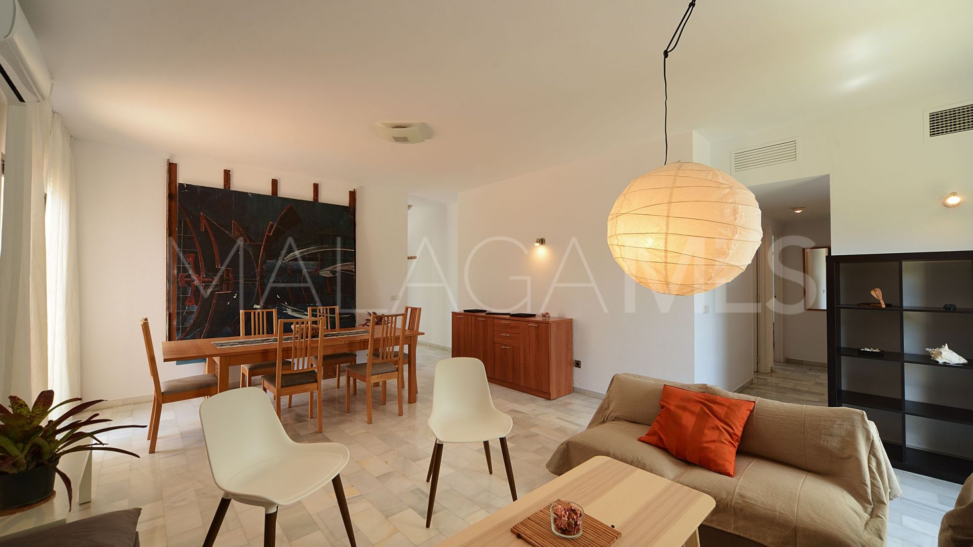 Takvåning for sale in Nueva Andalucia