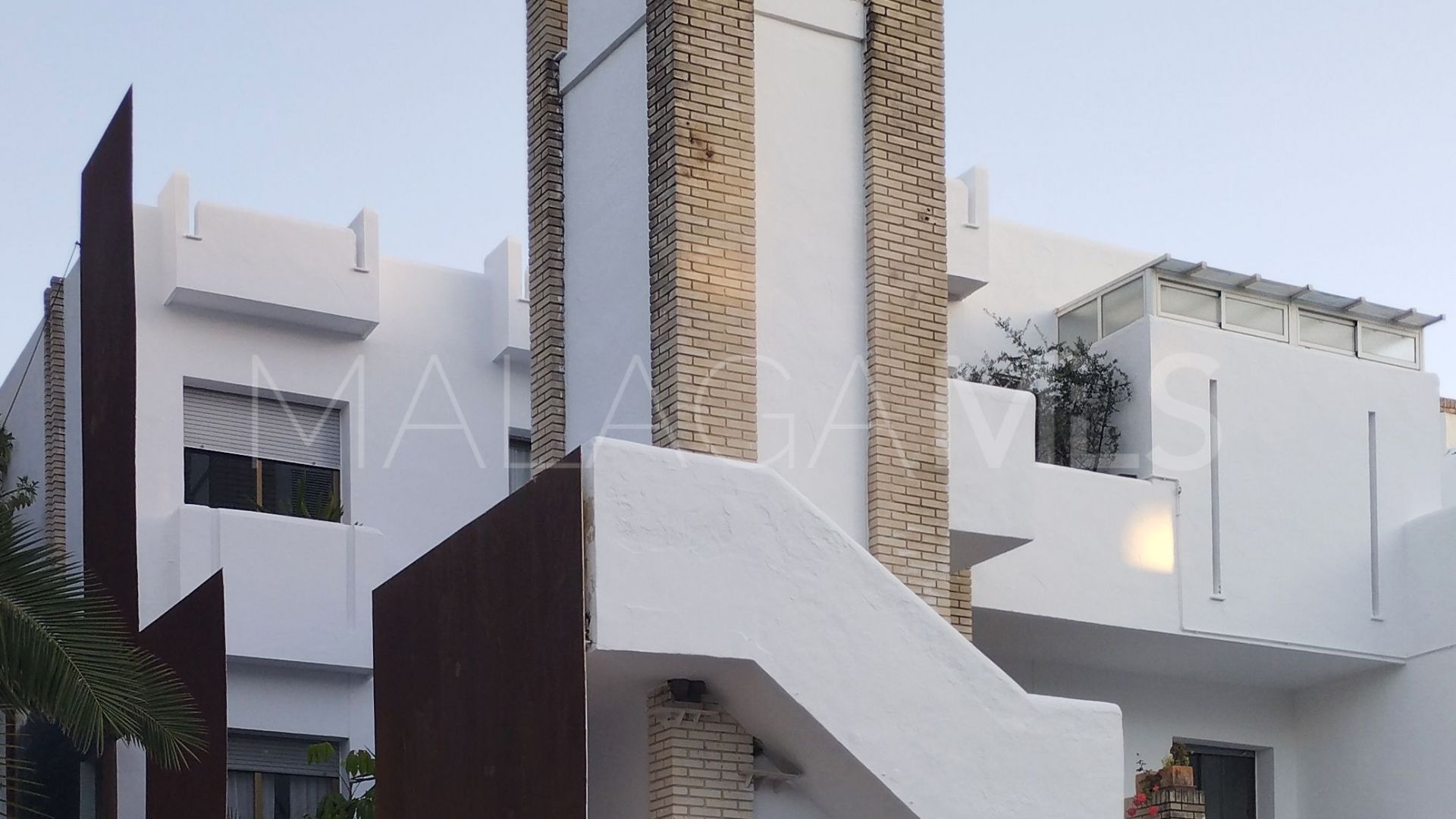 Takvåning for sale in Nueva Andalucia