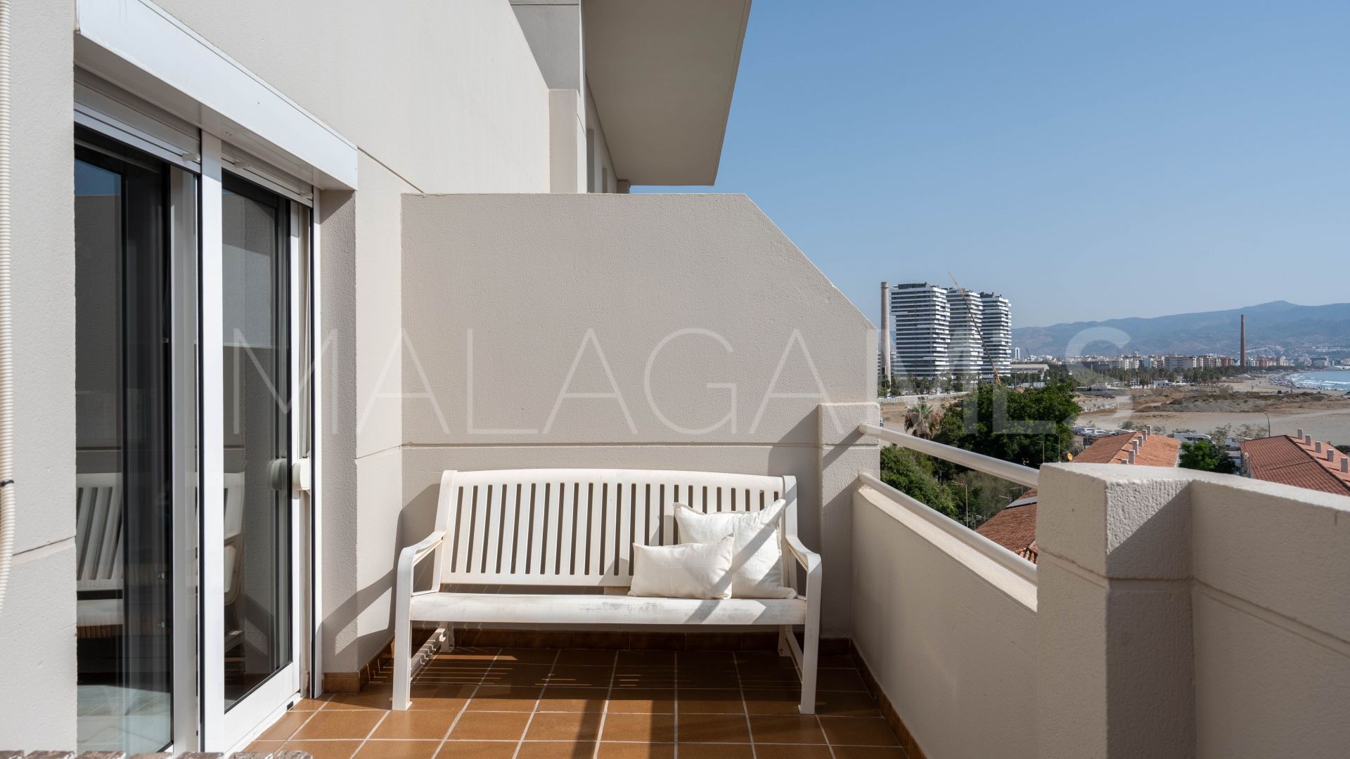 Tvåvånings takvåning for sale in Malaga - Carretera de Cádiz