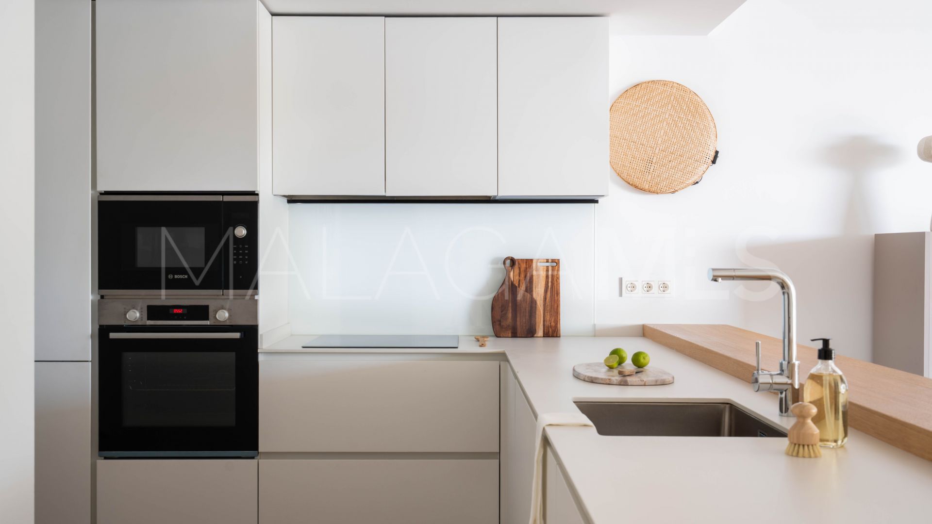 Buy apartamento in Carvajal
