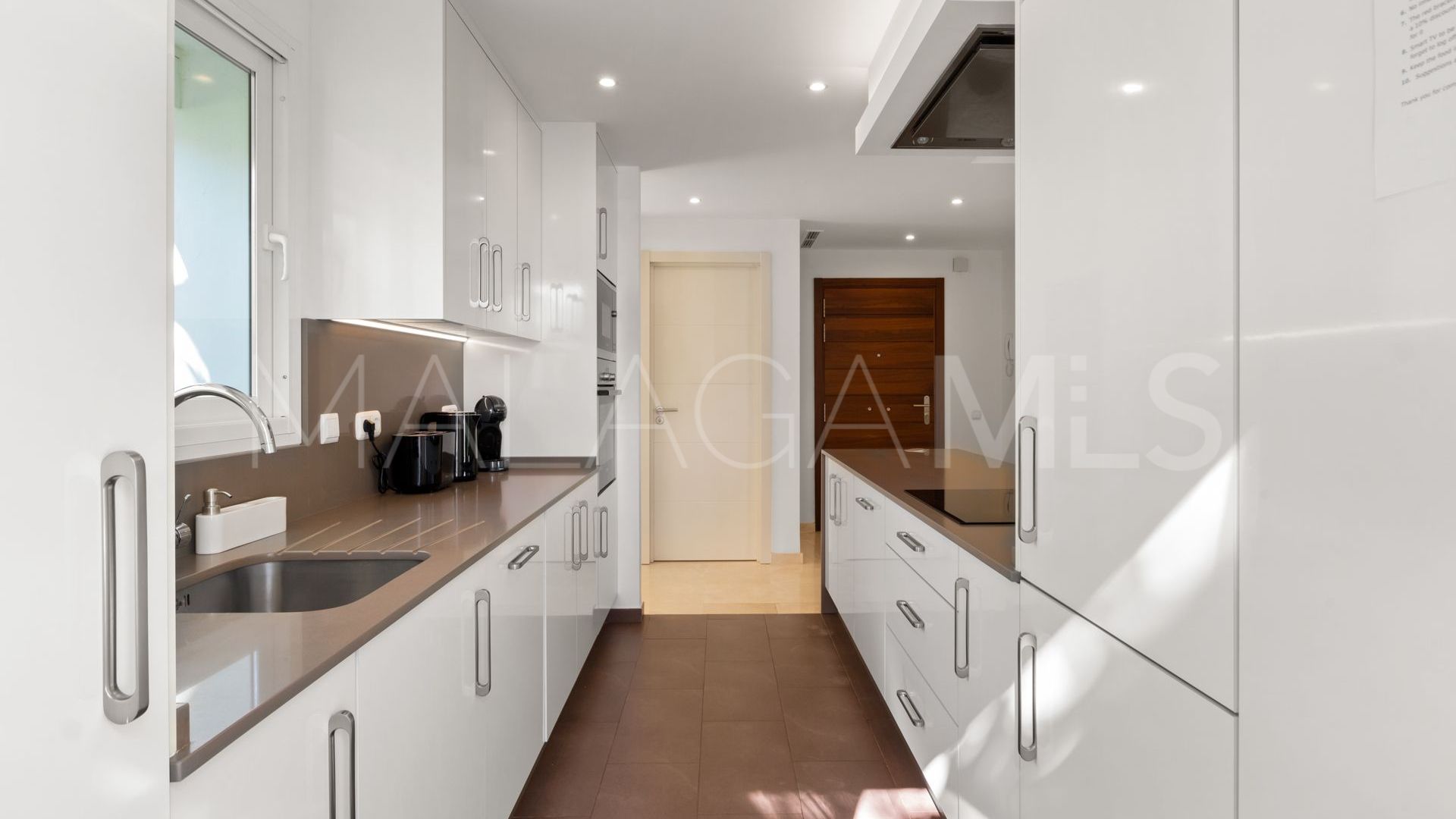 Apartamento for sale in Alcazaba Lagoon with 2 bedrooms