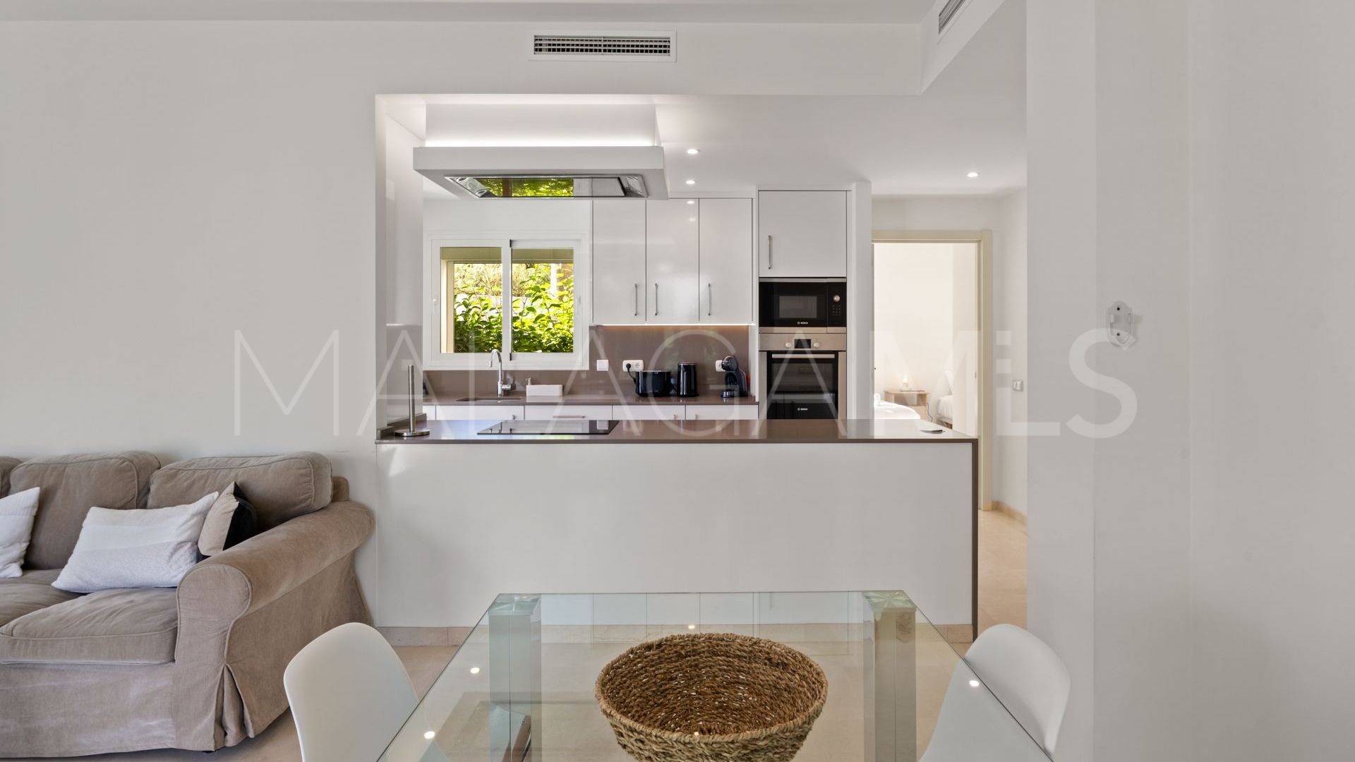 Apartamento for sale in Alcazaba Lagoon with 2 bedrooms