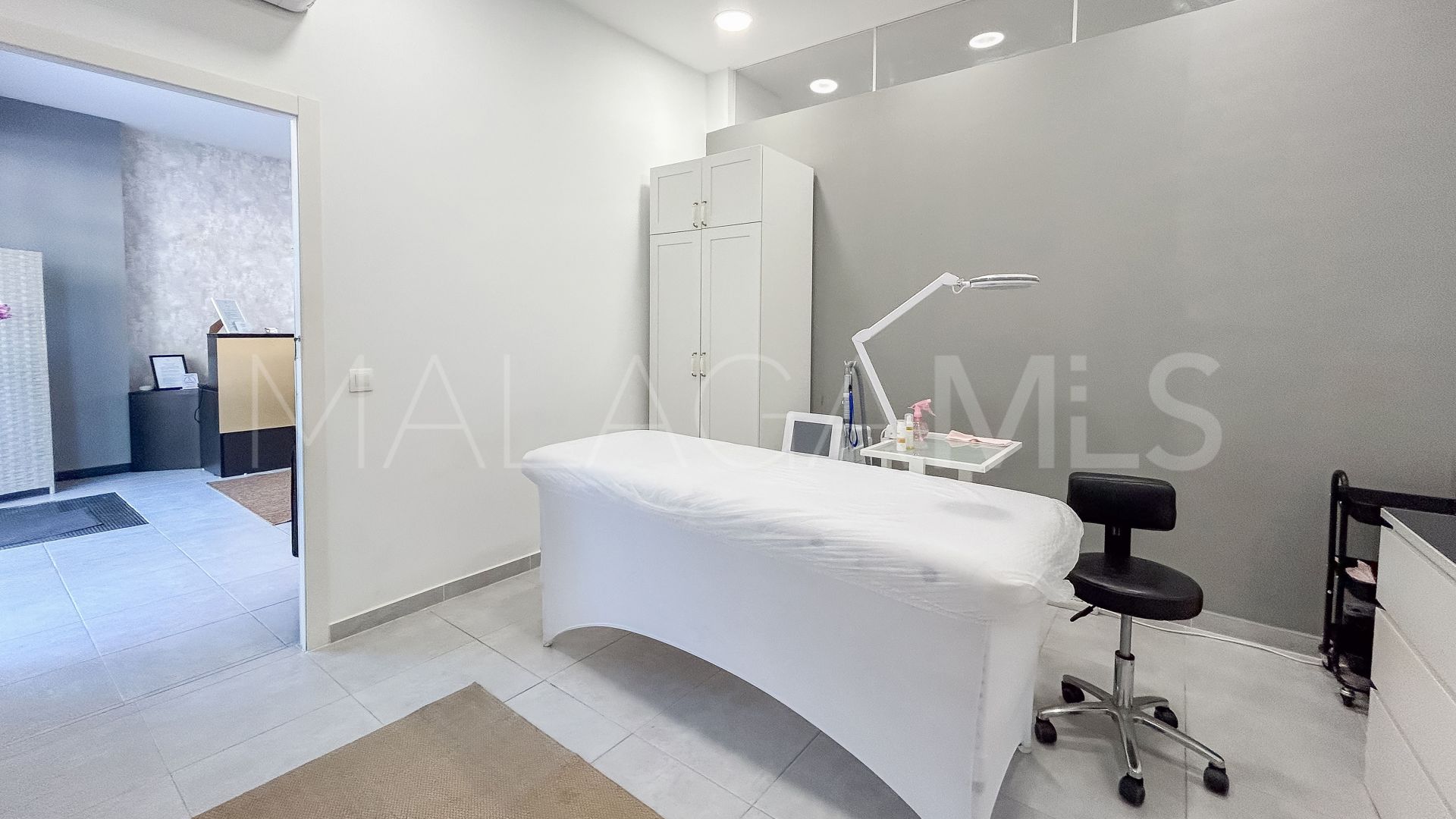 Kontorslokal for sale in Fuengirola Puerto