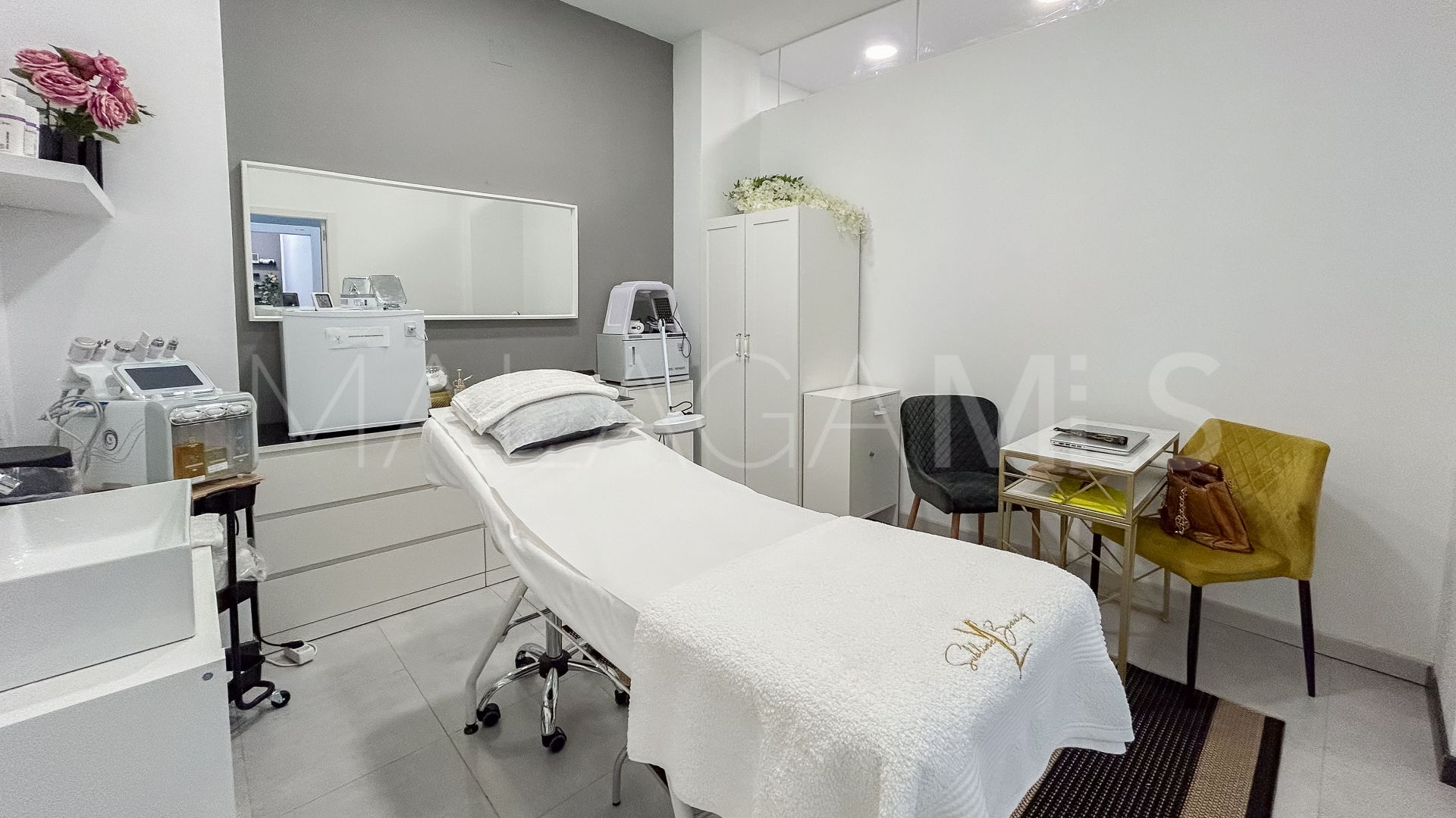 Kontorslokal for sale in Fuengirola Puerto