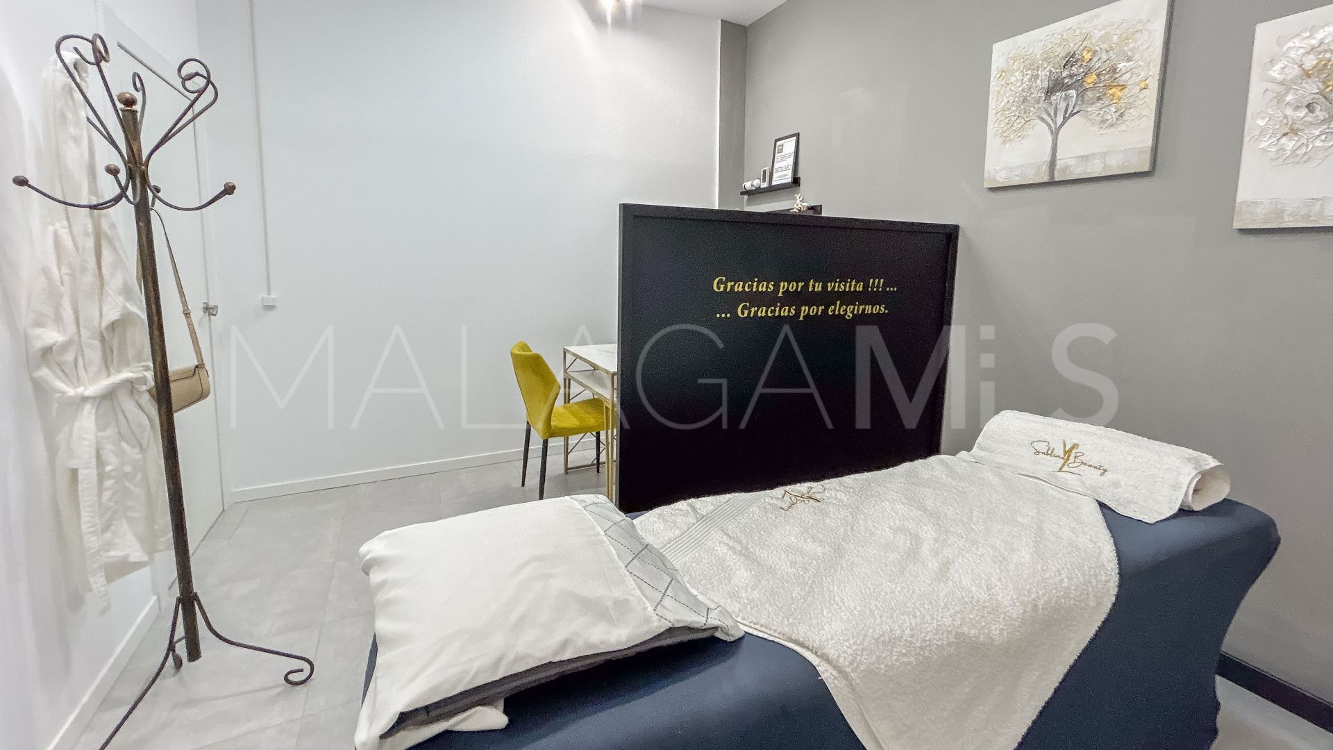 Kontorslokal for sale in Fuengirola Puerto