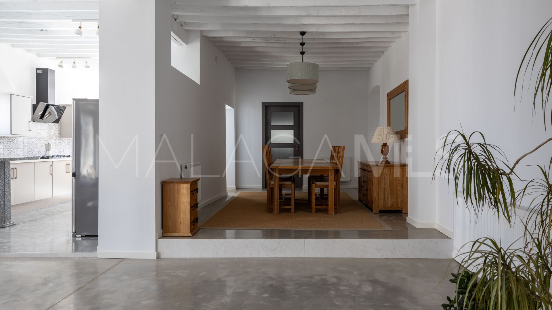 Villa for sale in Antequera