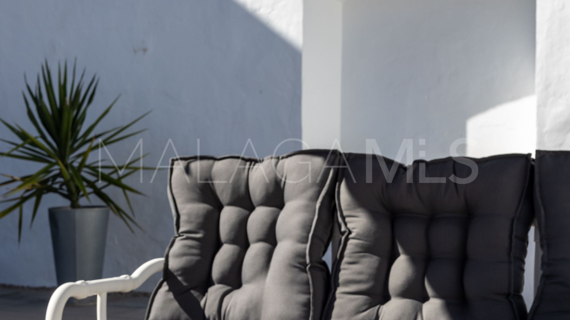 Villa for sale in Antequera