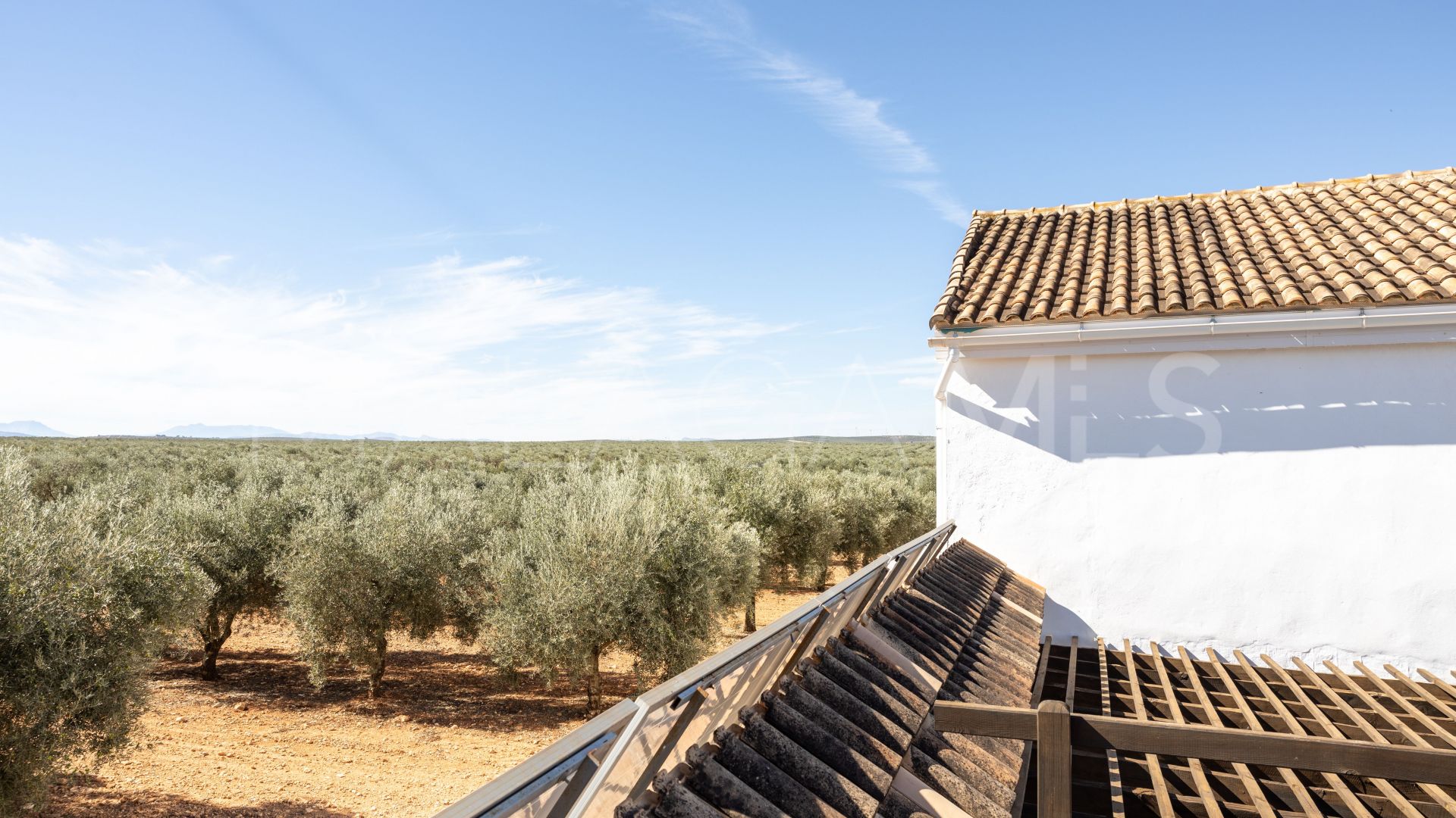 Villa for sale in Antequera