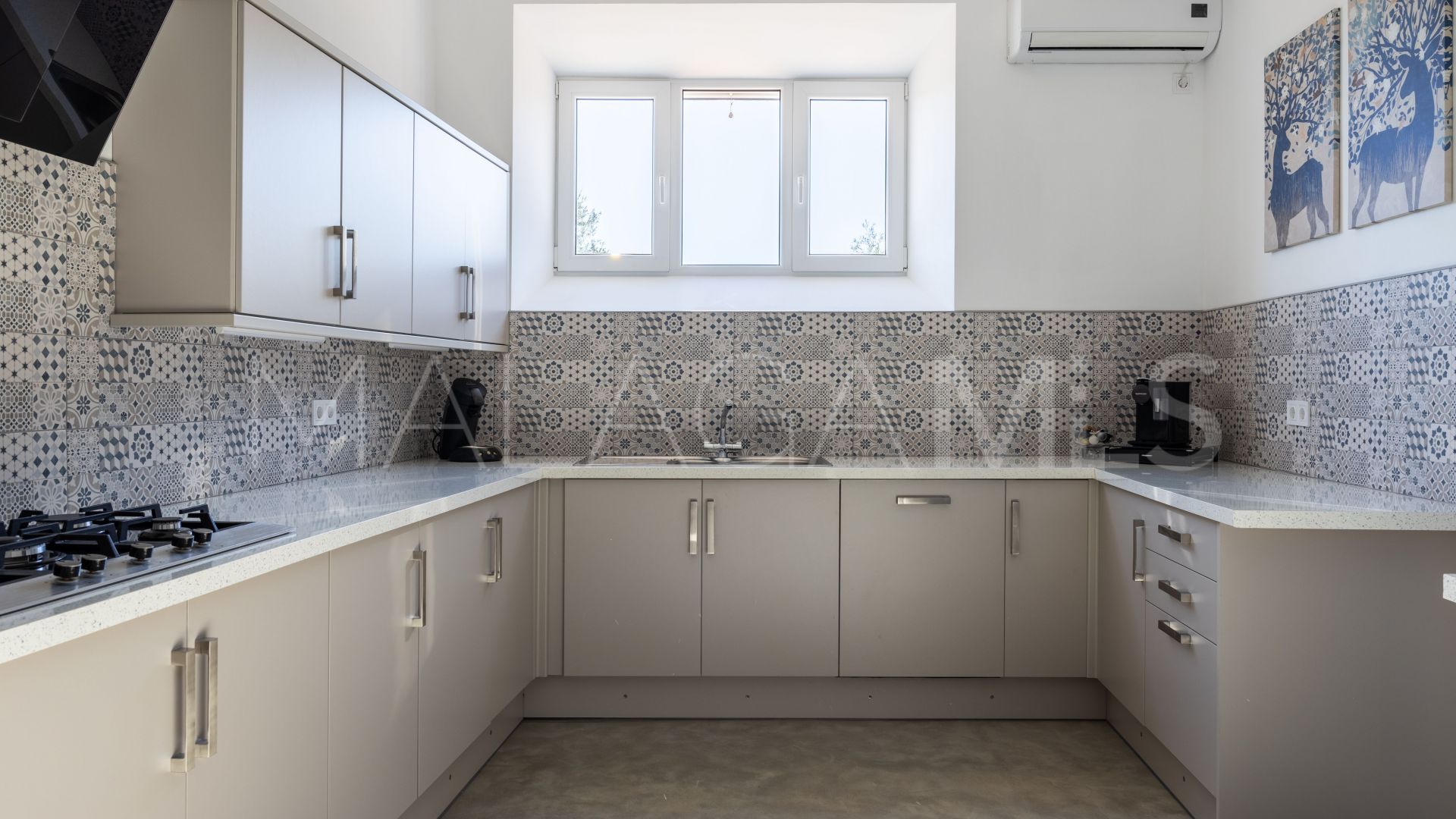 Villa for sale in Antequera