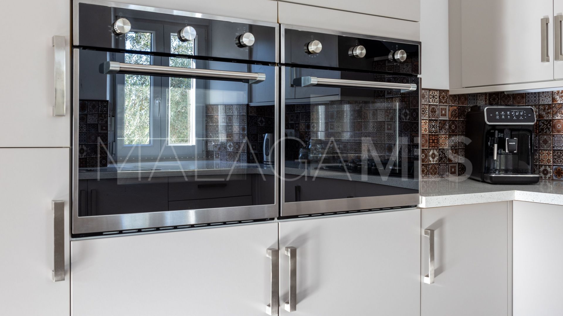 Villa for sale in Antequera