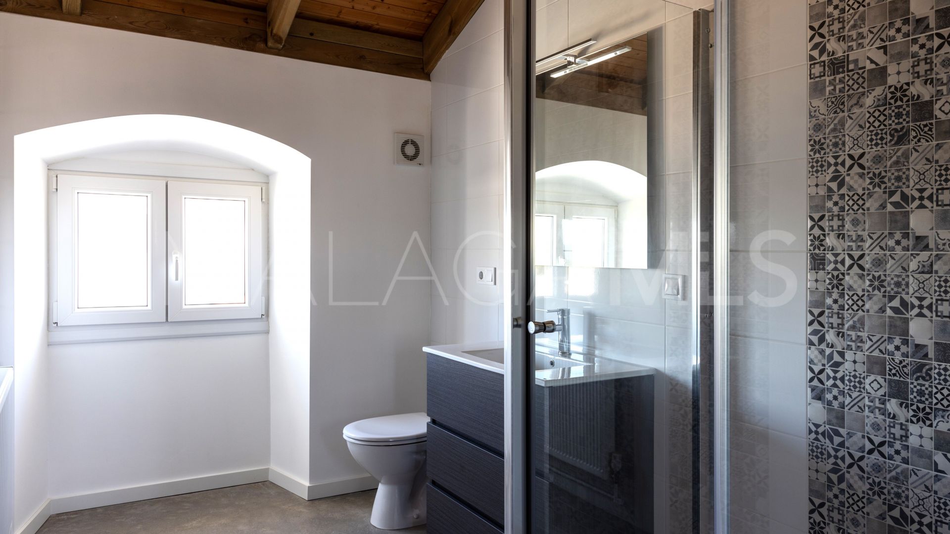 Villa for sale in Antequera