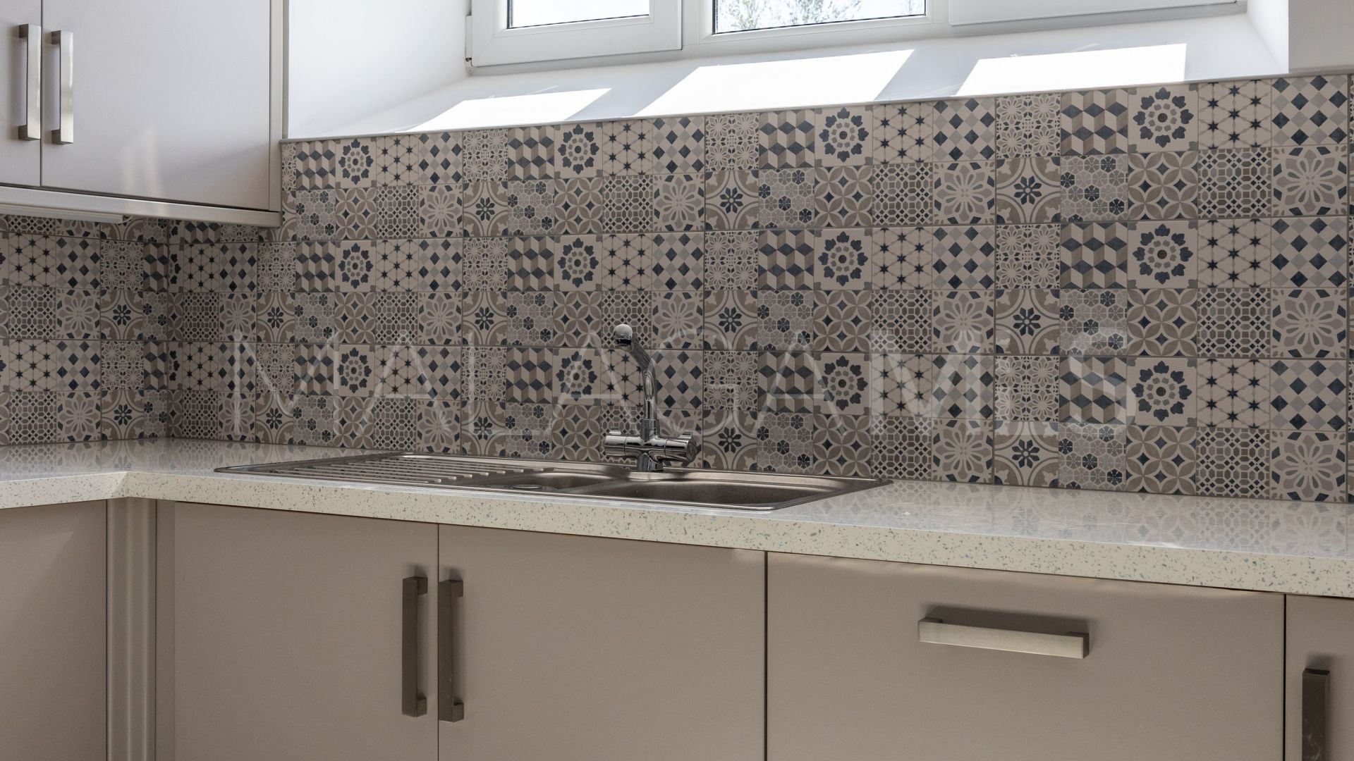 Villa for sale in Antequera