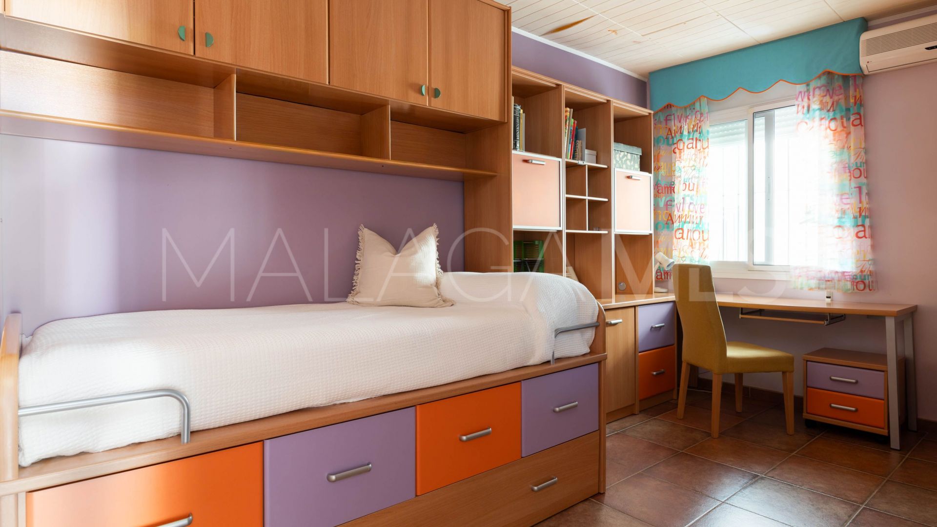 Malaga - Este, casa for sale