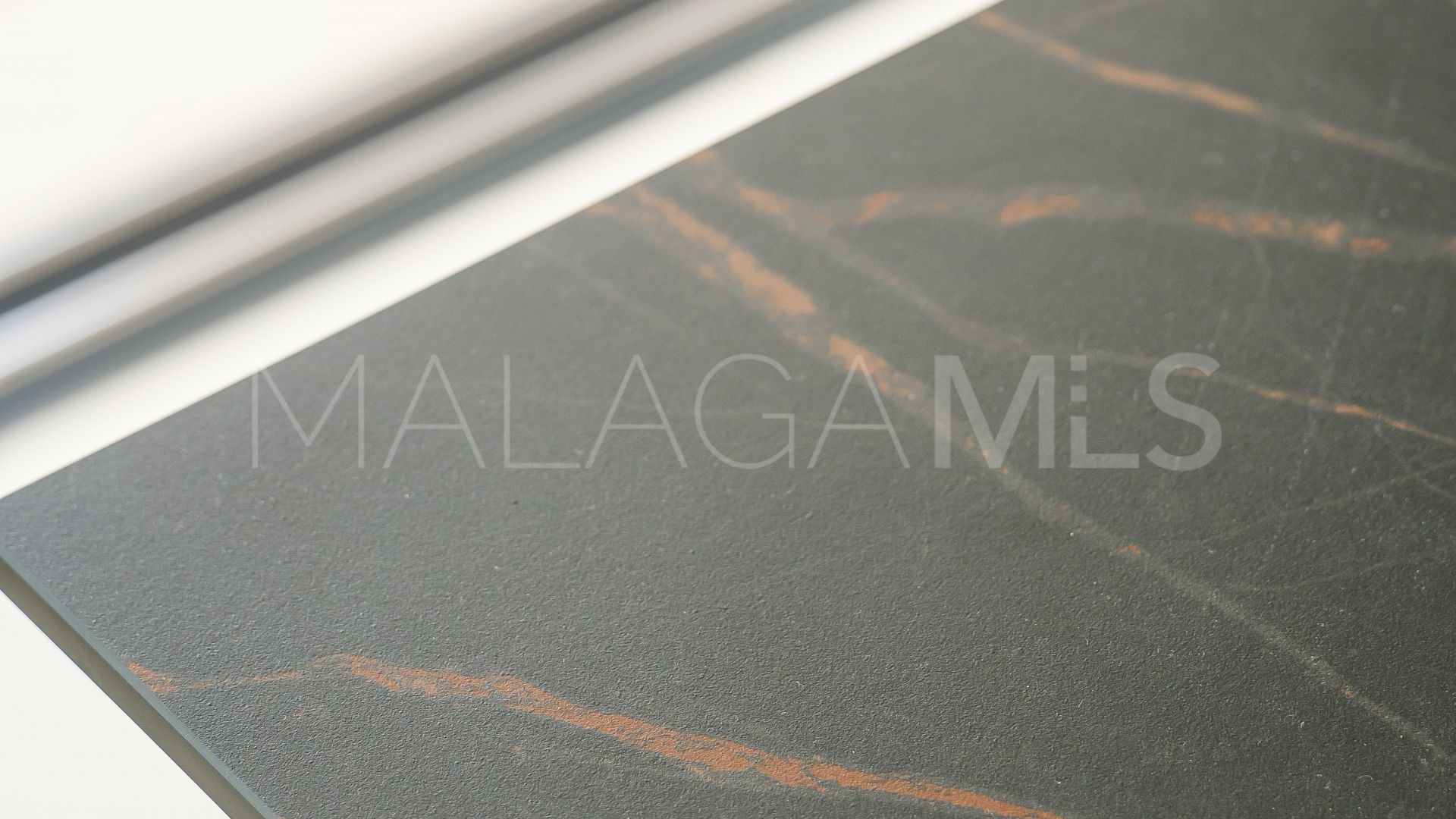 Appartement rez de chaussée for sale in El Higueron