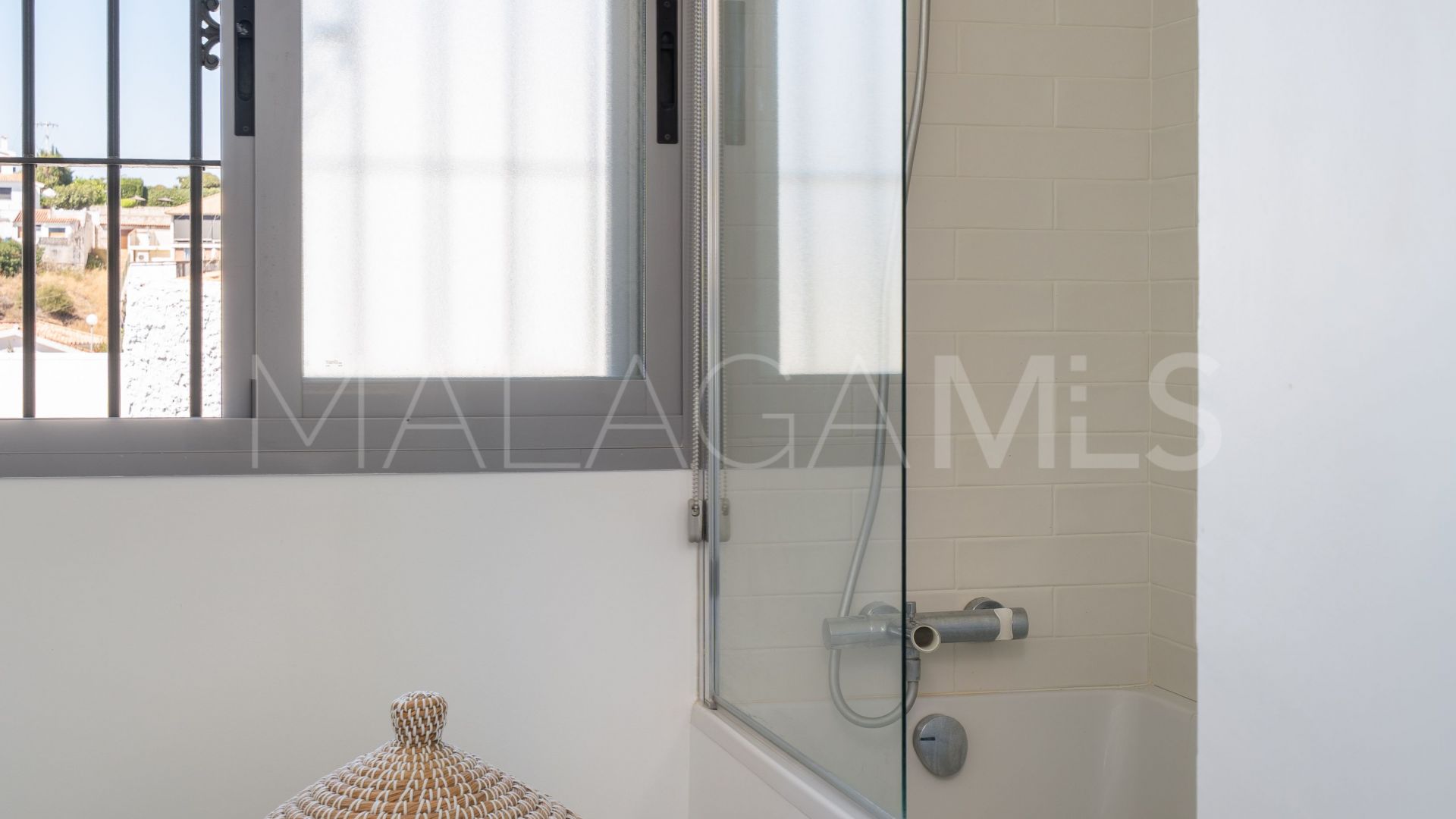 Fuengirola, adosado for sale with 5 bedrooms