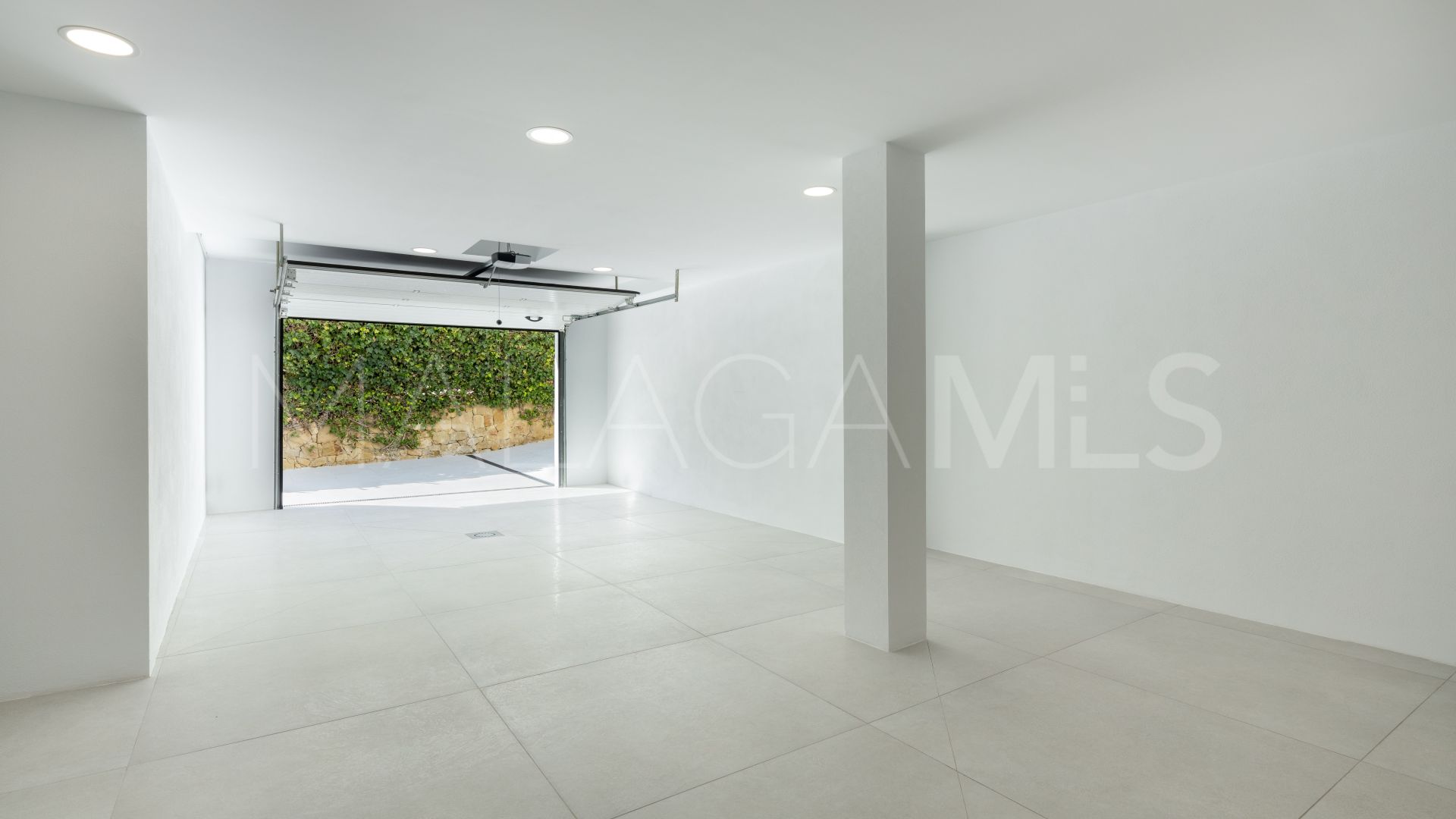 Villa for sale in Benahavis Centro