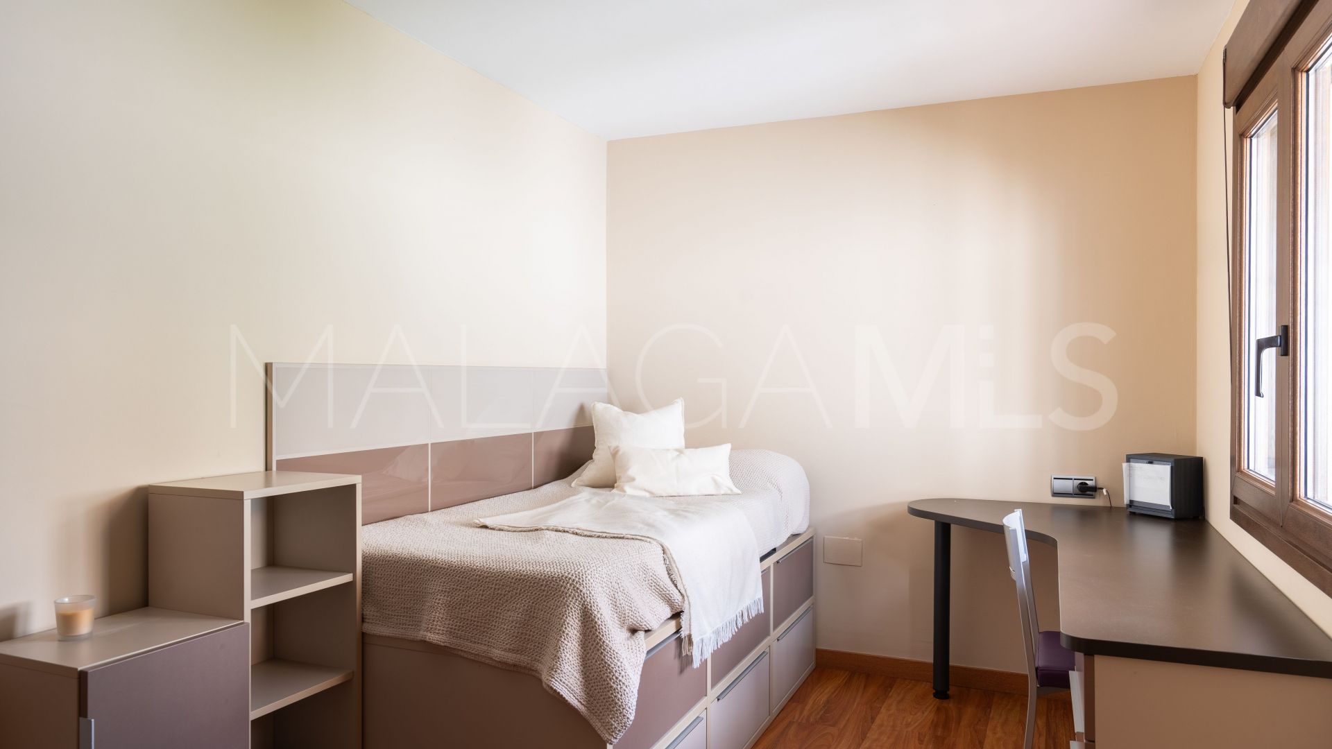 Villa for sale in Benalmadena