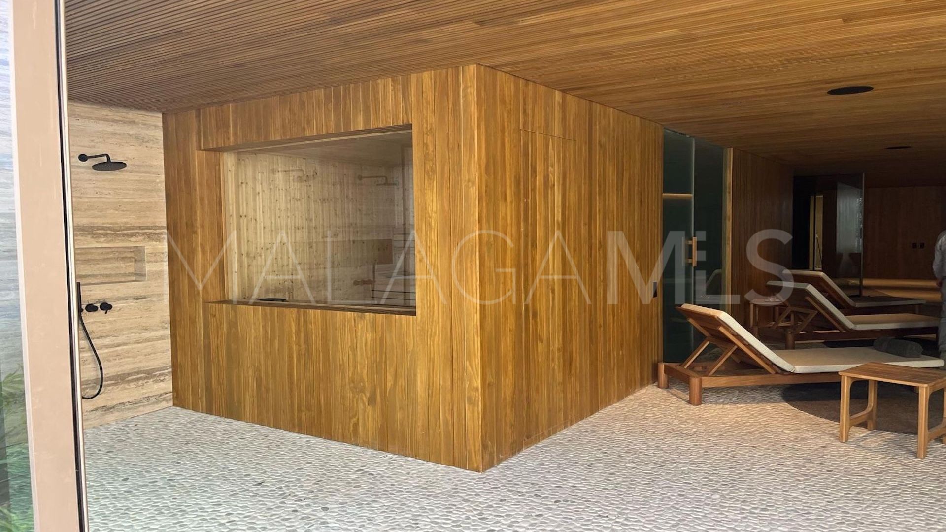 3 bedrooms Estepona West villa for sale