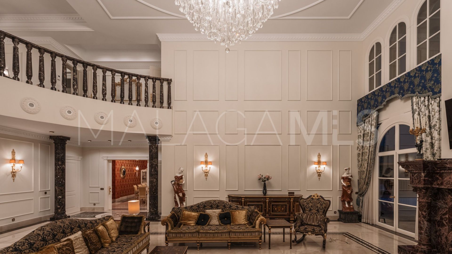 For sale Marbella Golden Mile house with 7 bedrooms