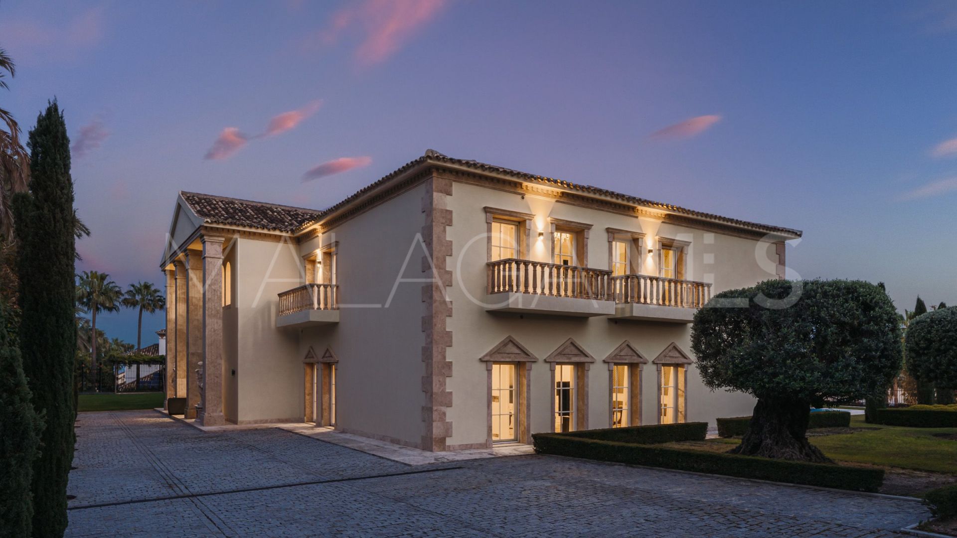 For sale Marbella Golden Mile house with 7 bedrooms