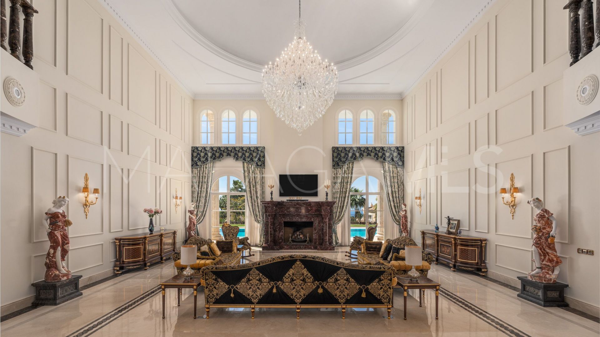 For sale Marbella Golden Mile house with 7 bedrooms