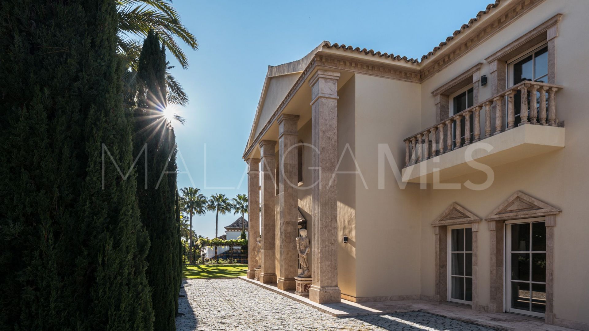 For sale Marbella Golden Mile house with 7 bedrooms