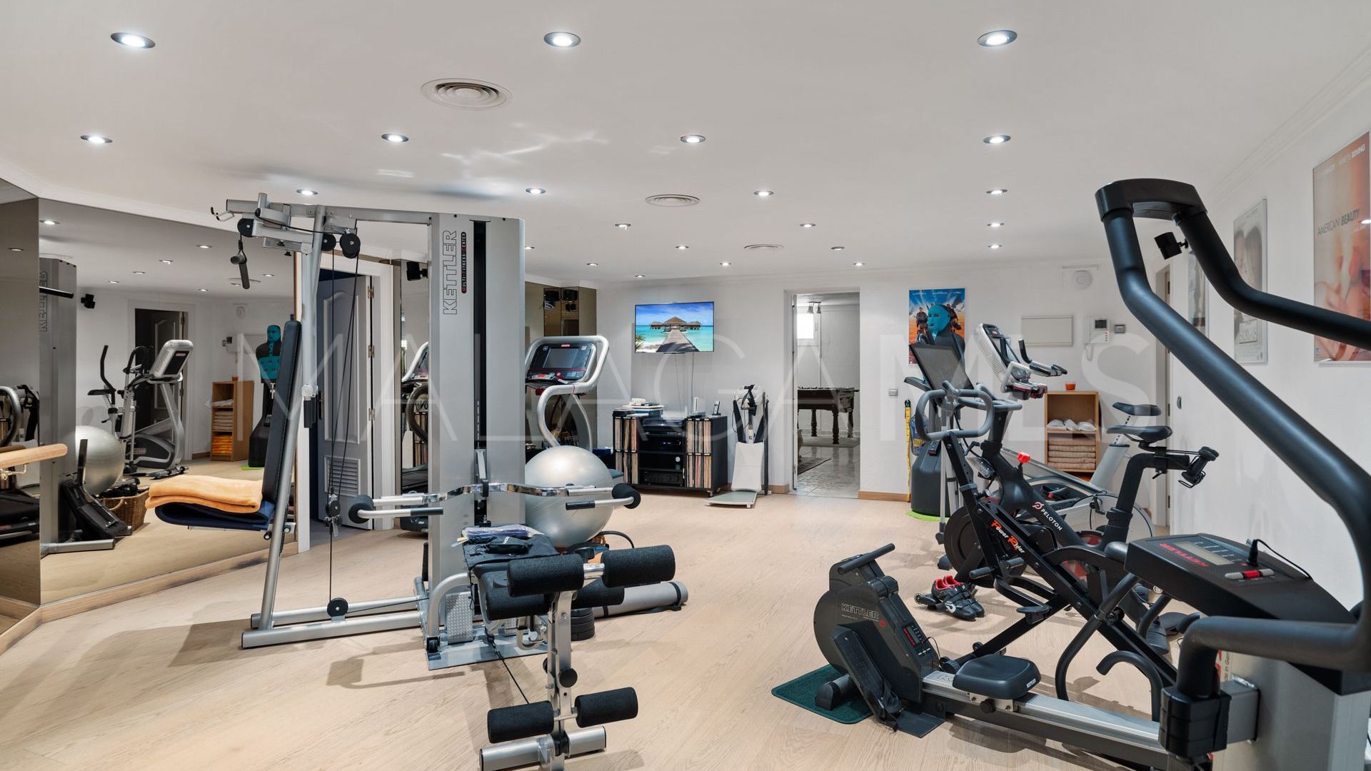 Haus for sale in Nueva Andalucia