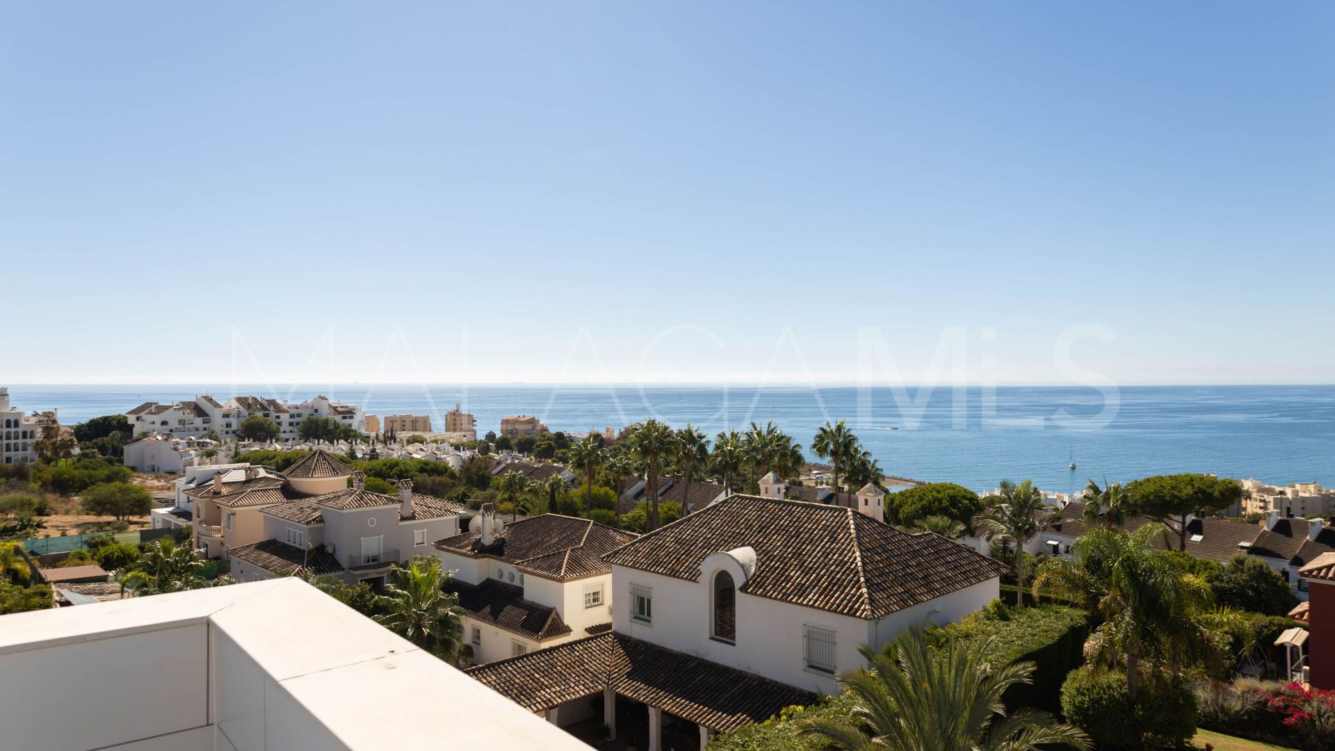 Penthaus for sale in Estepona Stadt