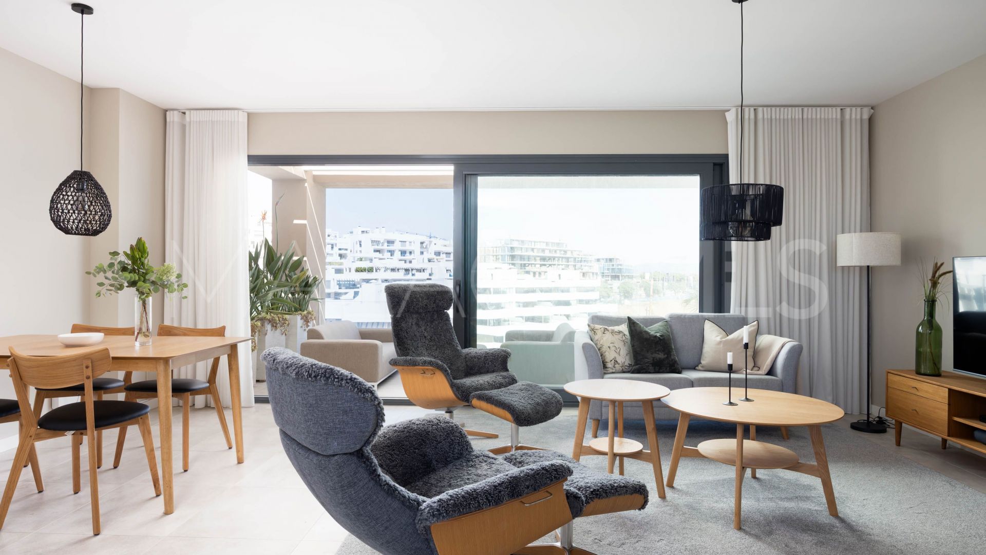 Penthaus for sale in Estepona Stadt