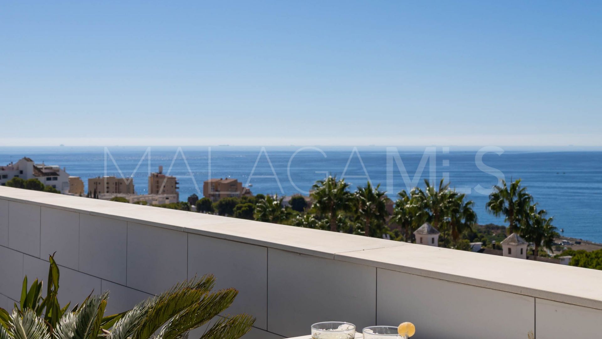 Penthaus for sale in Estepona Stadt