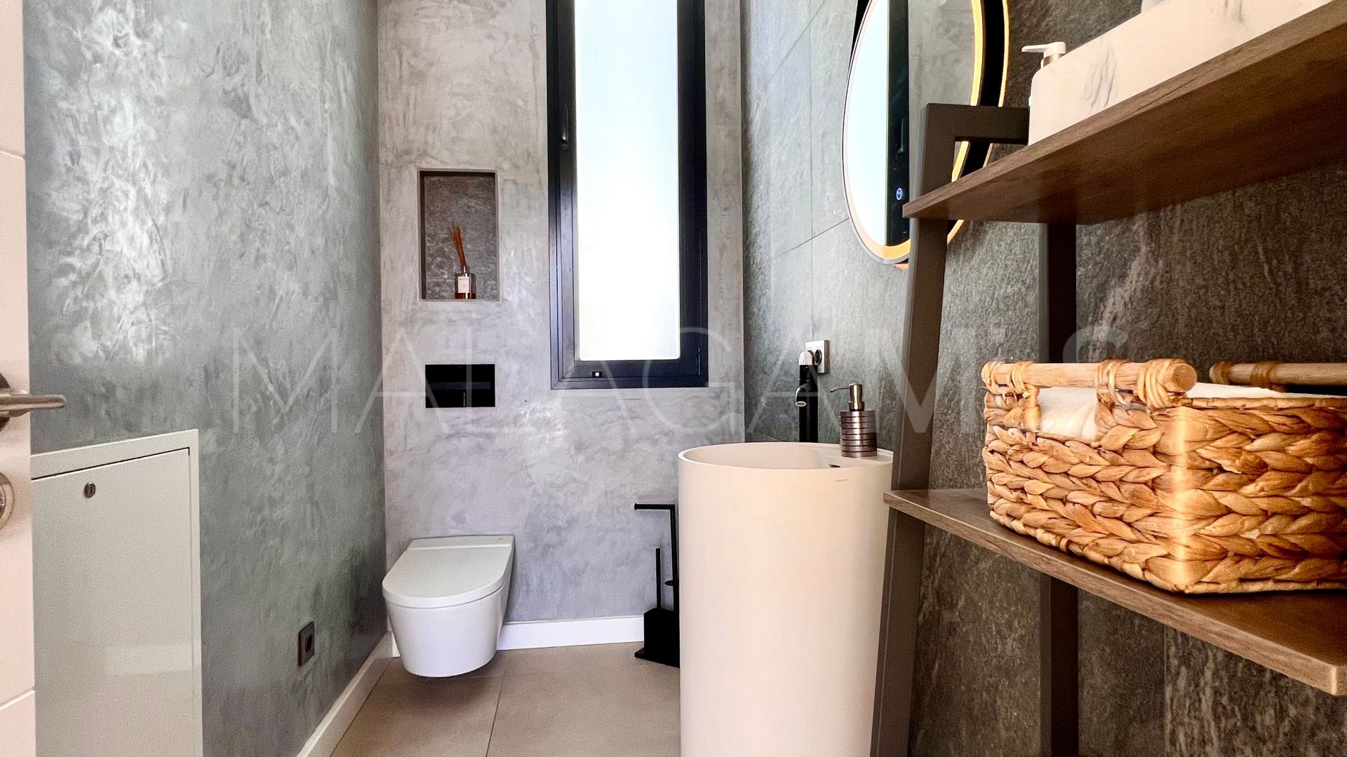 Villa for sale in El Paraiso