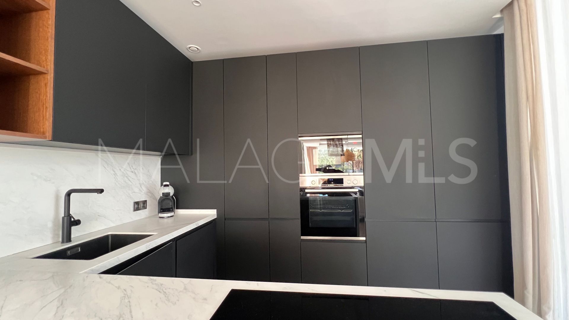 Villa for sale in El Paraiso