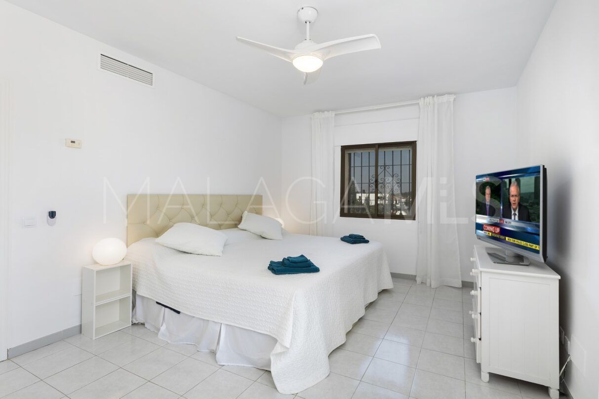 Maison for sale in Nueva Andalucia