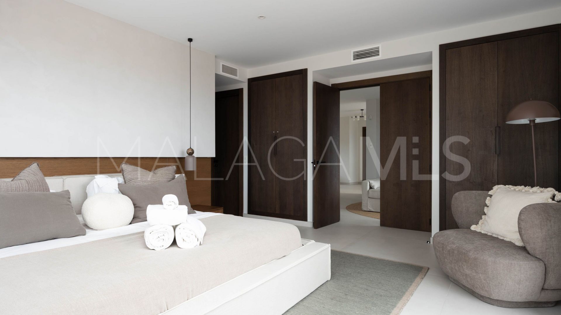 Villa with 6 bedrooms for sale in Marbella East