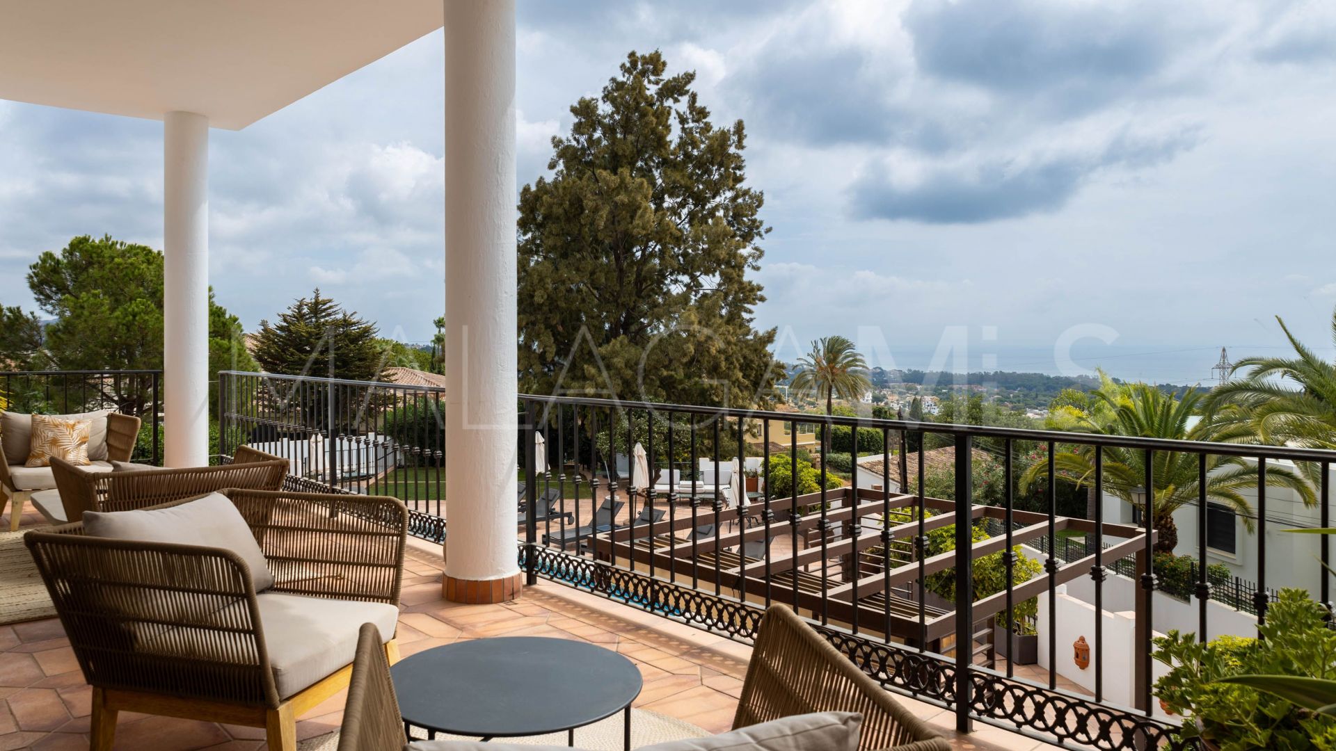 Villa with 6 bedrooms for sale in Marbella East