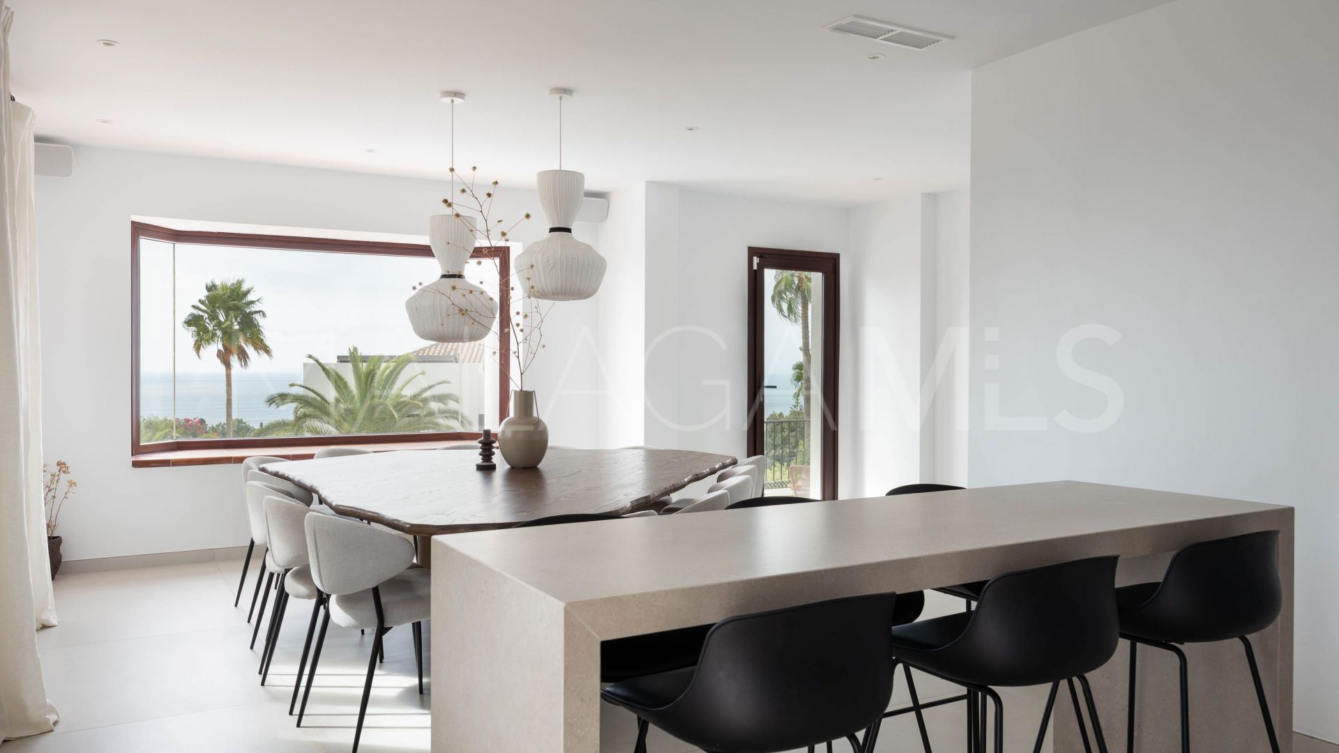 Villa with 6 bedrooms for sale in Marbella East