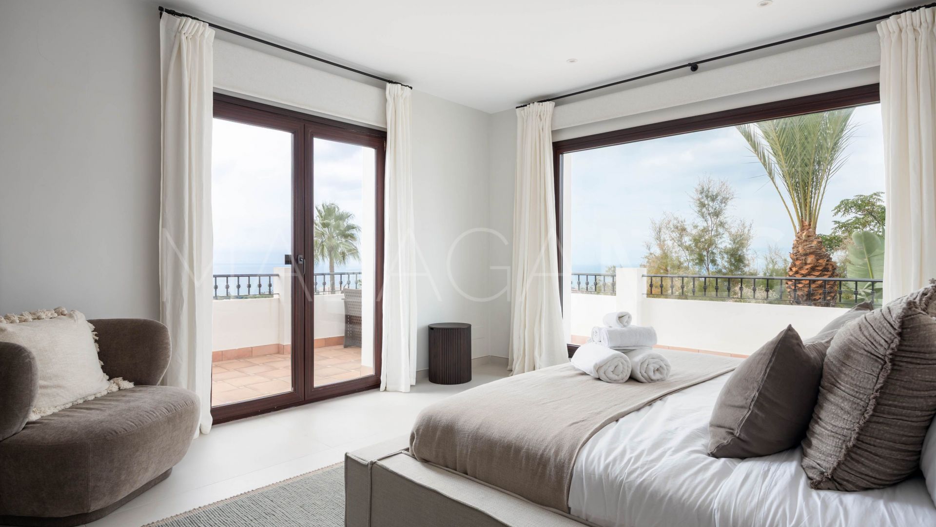 Villa with 6 bedrooms for sale in Marbella East