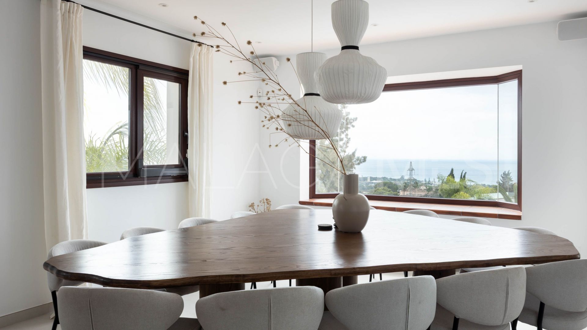 Villa with 6 bedrooms for sale in Marbella East