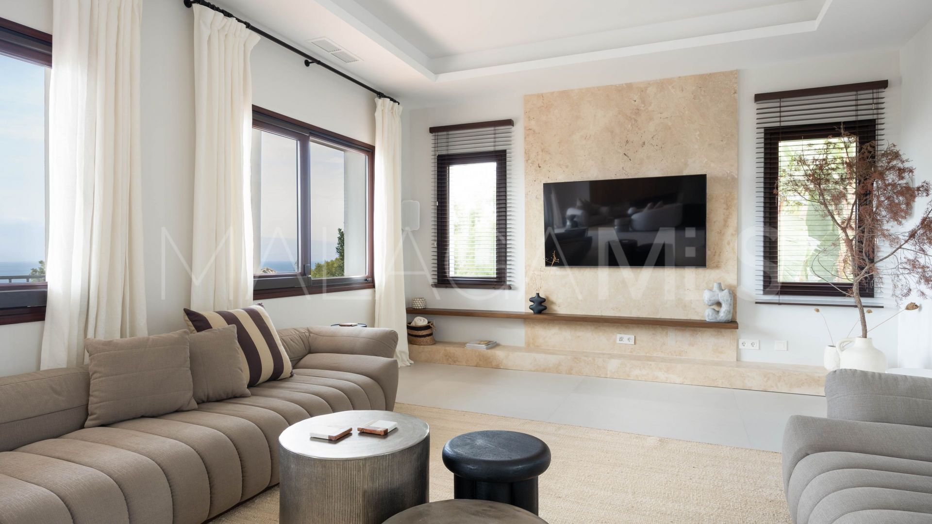 Villa with 6 bedrooms for sale in Marbella East