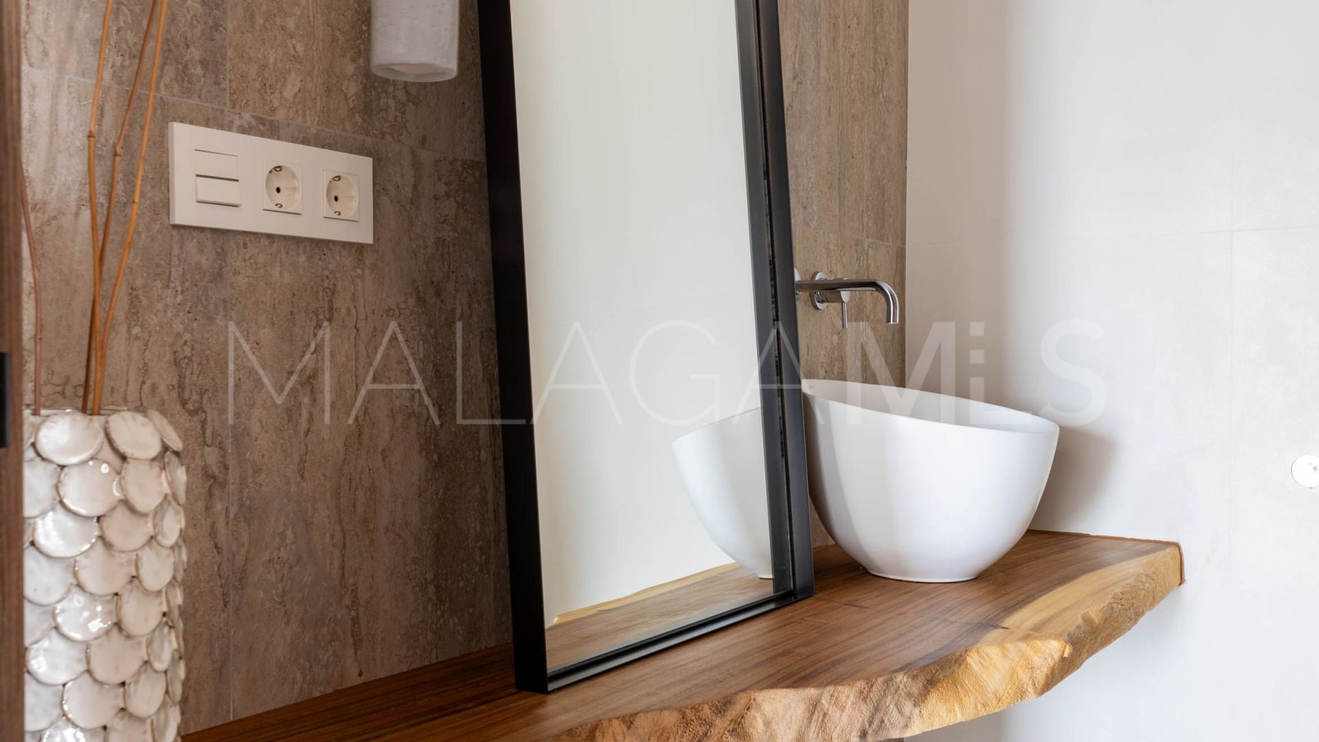 Villa with 6 bedrooms for sale in Marbella East