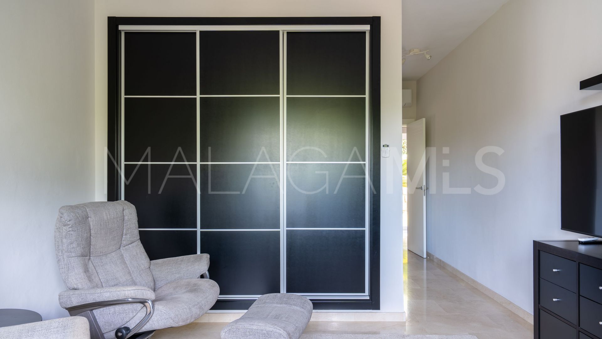 Villa for sale in Sierrezuela