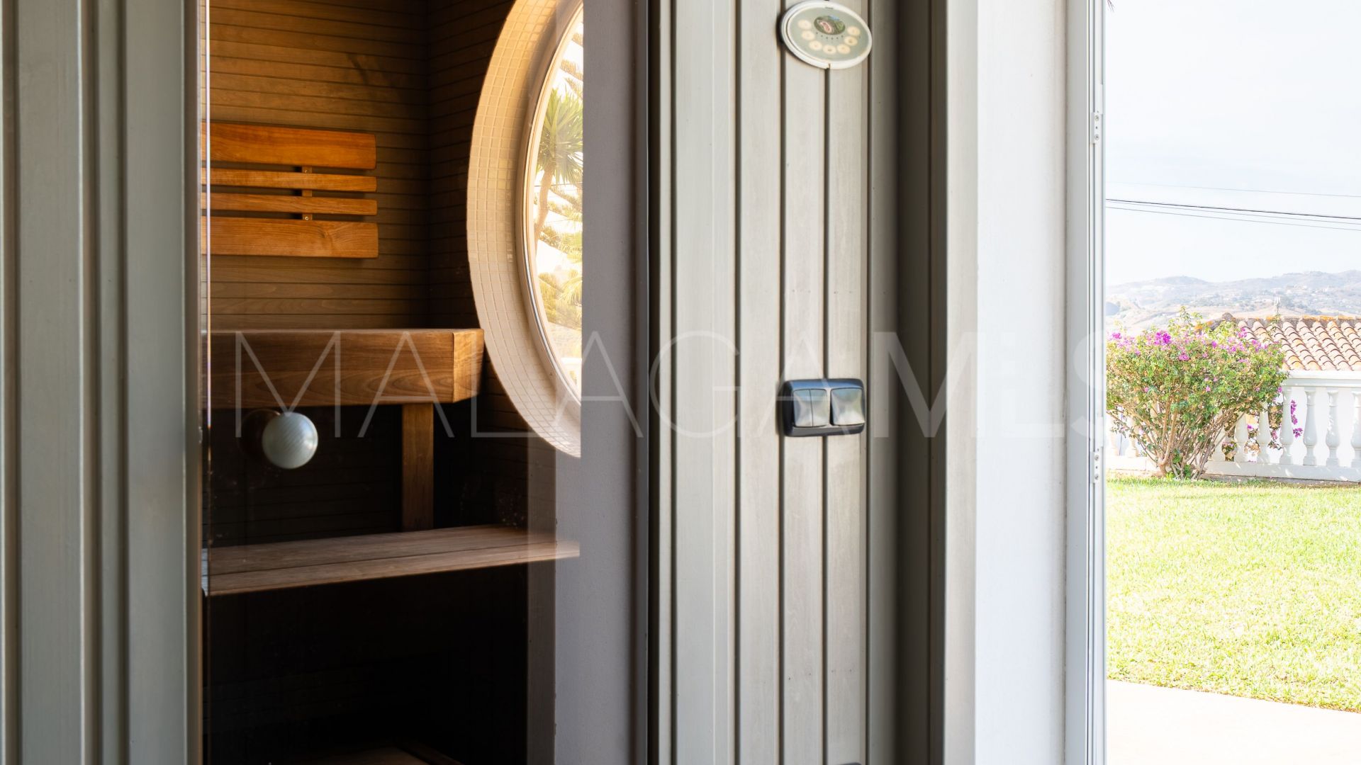 Villa for sale in Sierrezuela