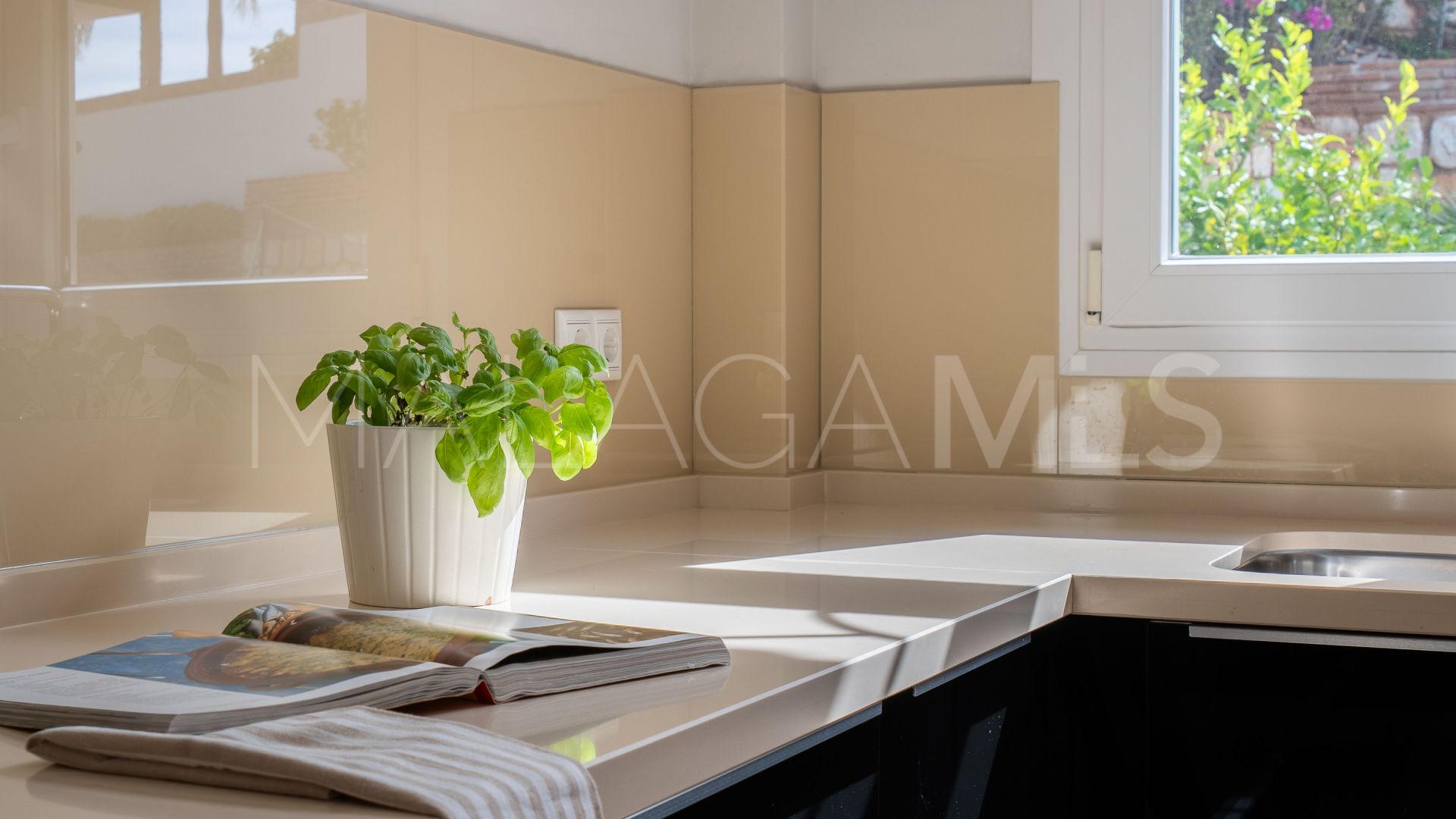 Villa for sale in Sierrezuela