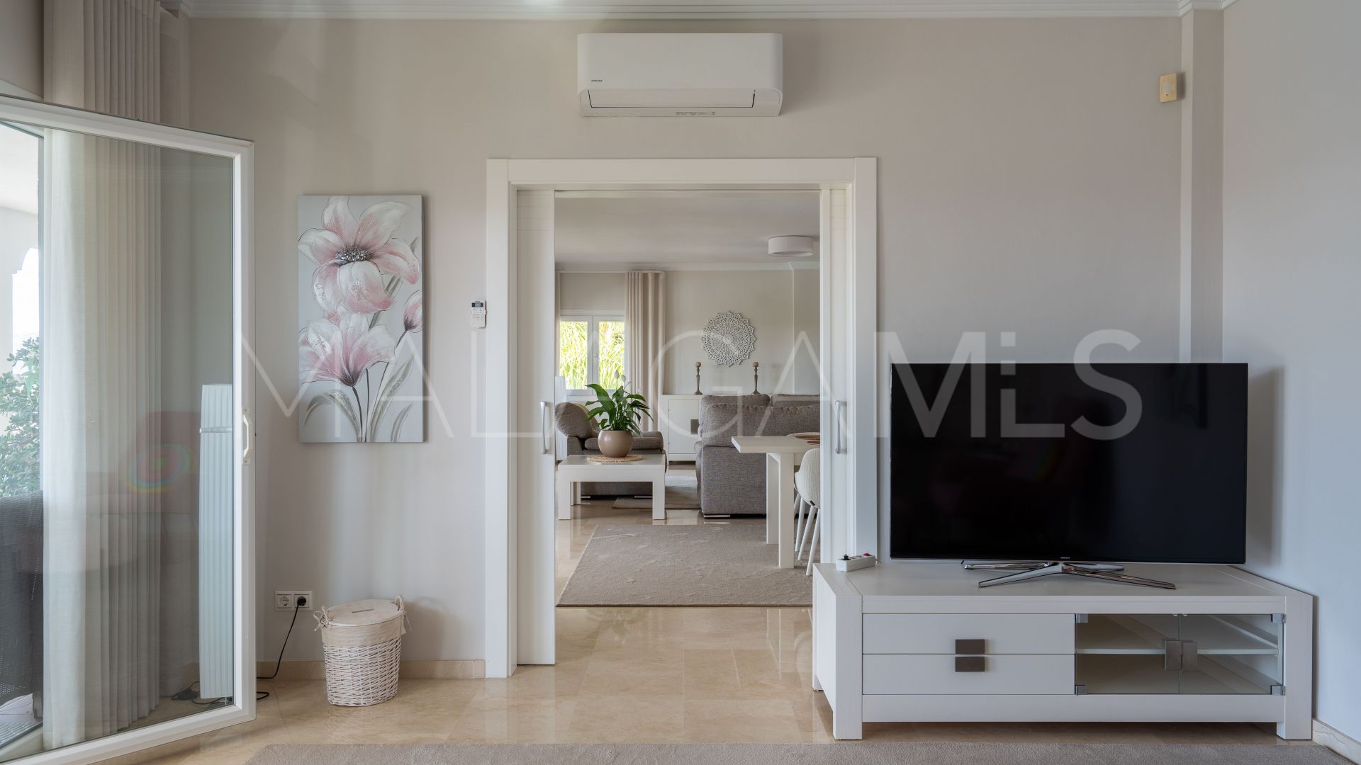 Villa for sale in Sierrezuela