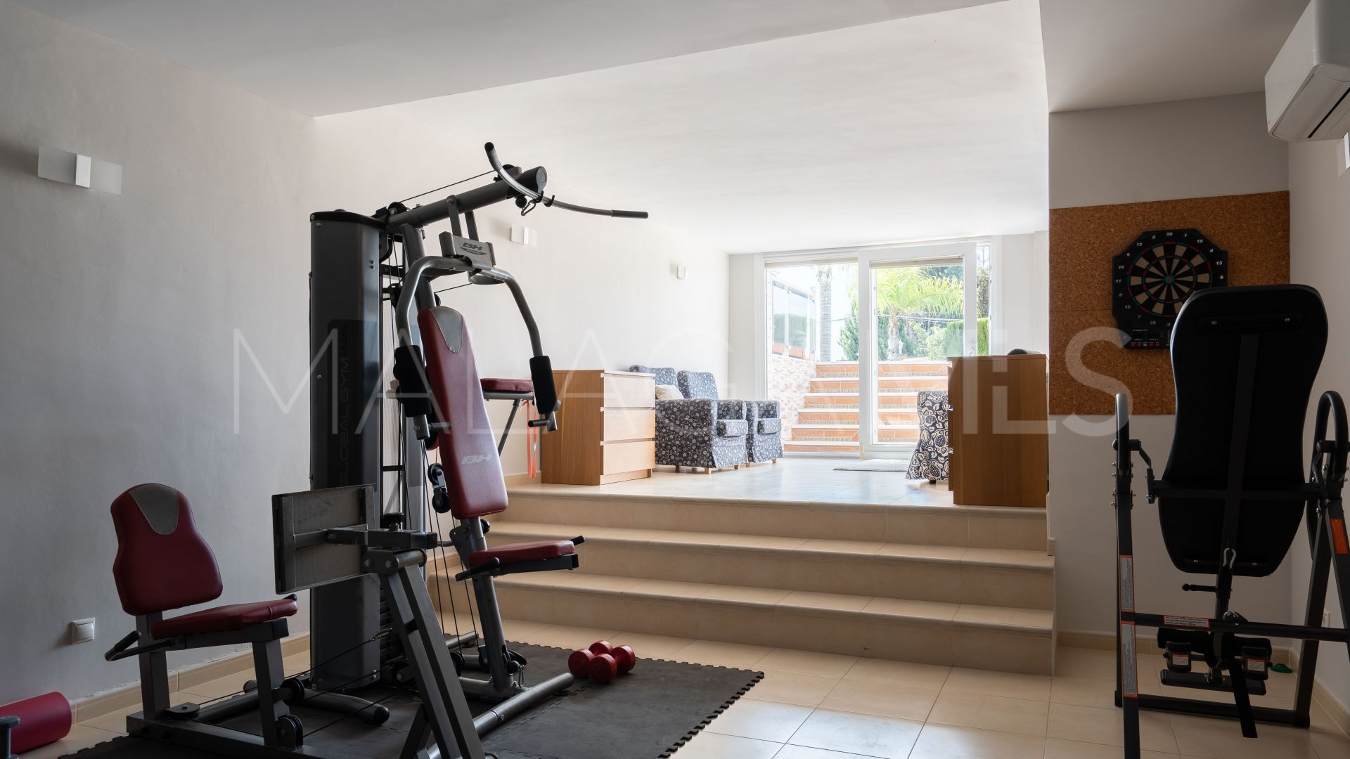 Villa for sale in Sierrezuela